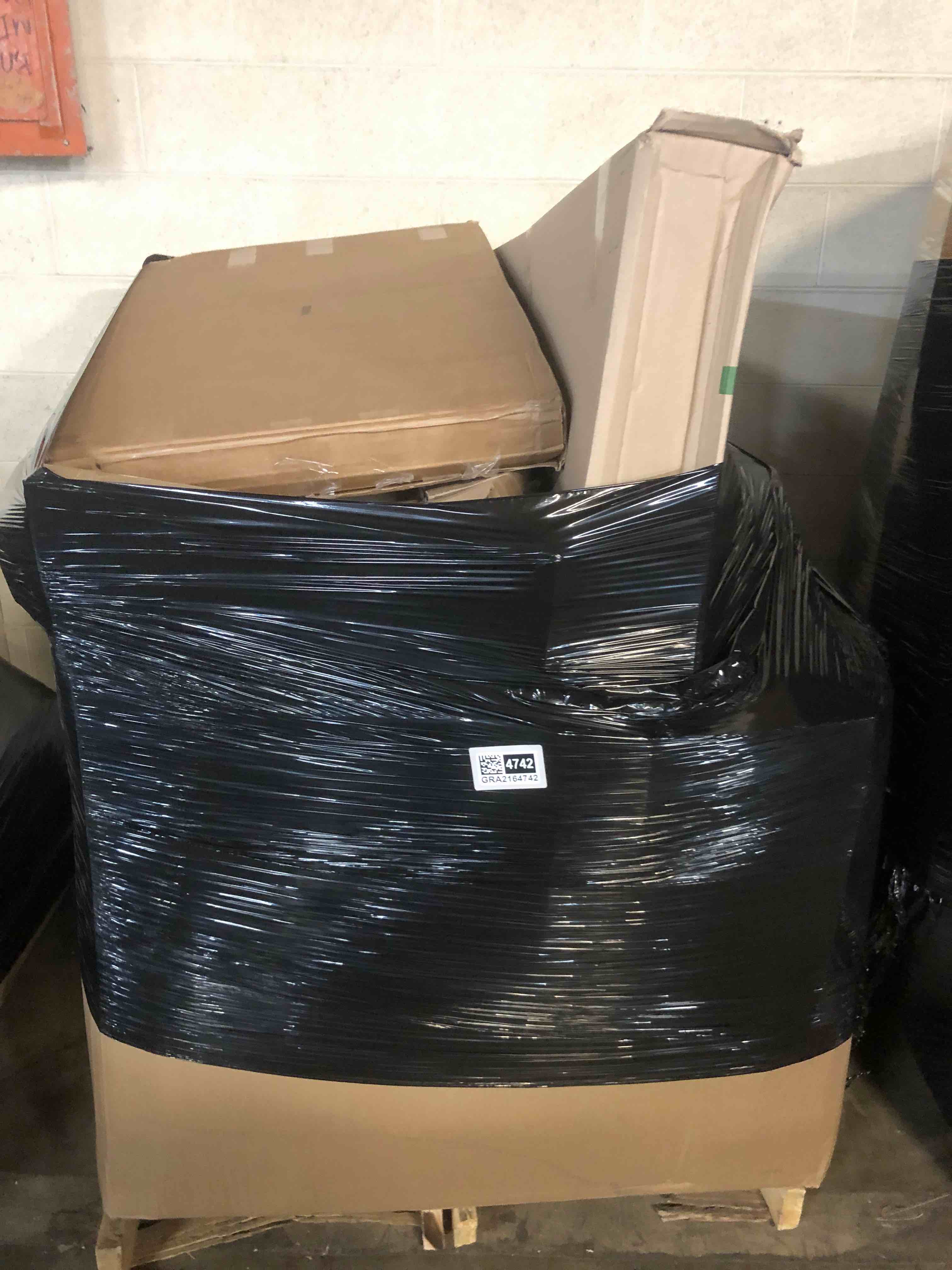 https://s3.amazonaws.com/lotting-images-prod/phillipi/GRA2164742_1756327086259.jpeg