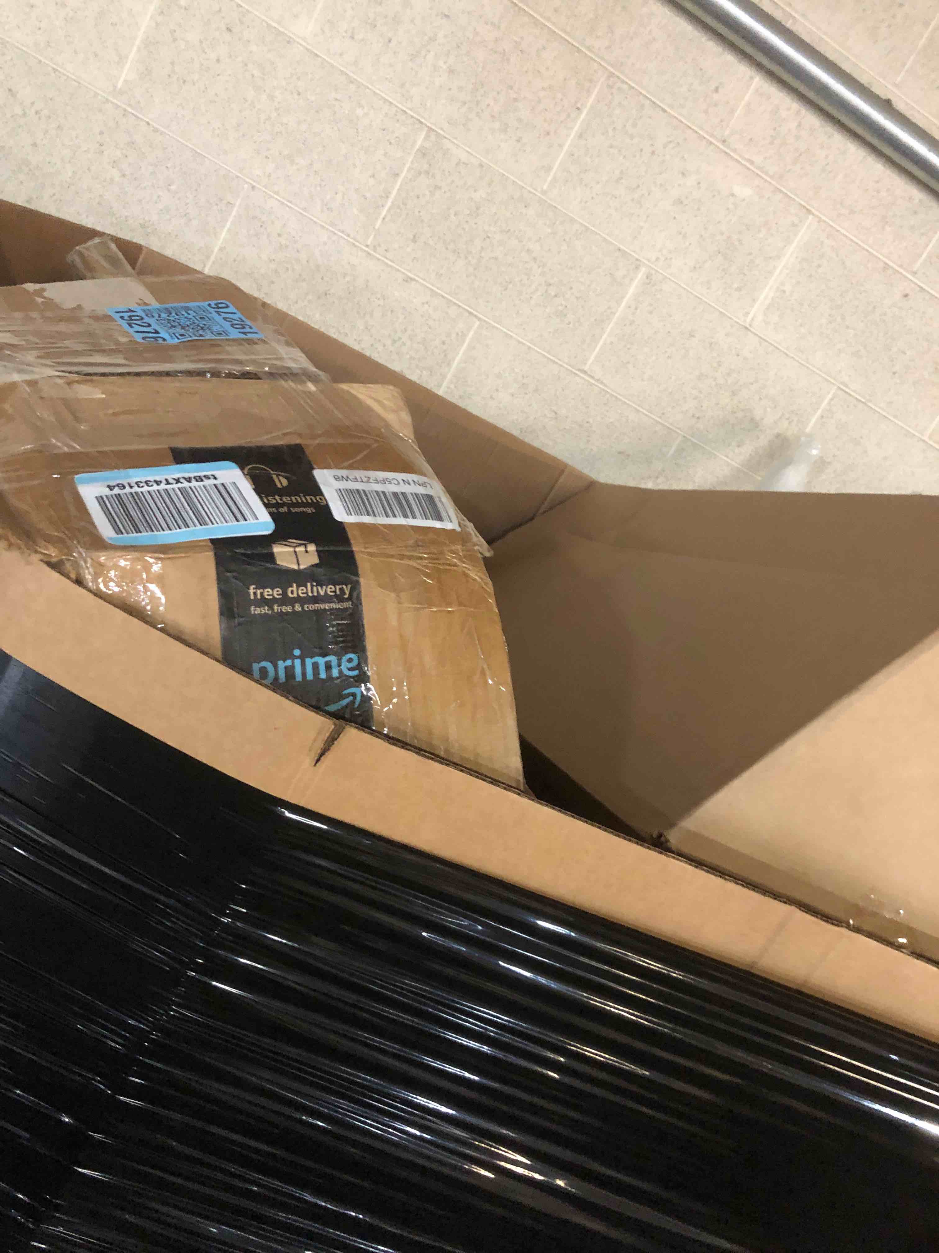 https://s3.amazonaws.com/lotting-images-prod/phillipi/GRA2164744_1756327210564.jpeg