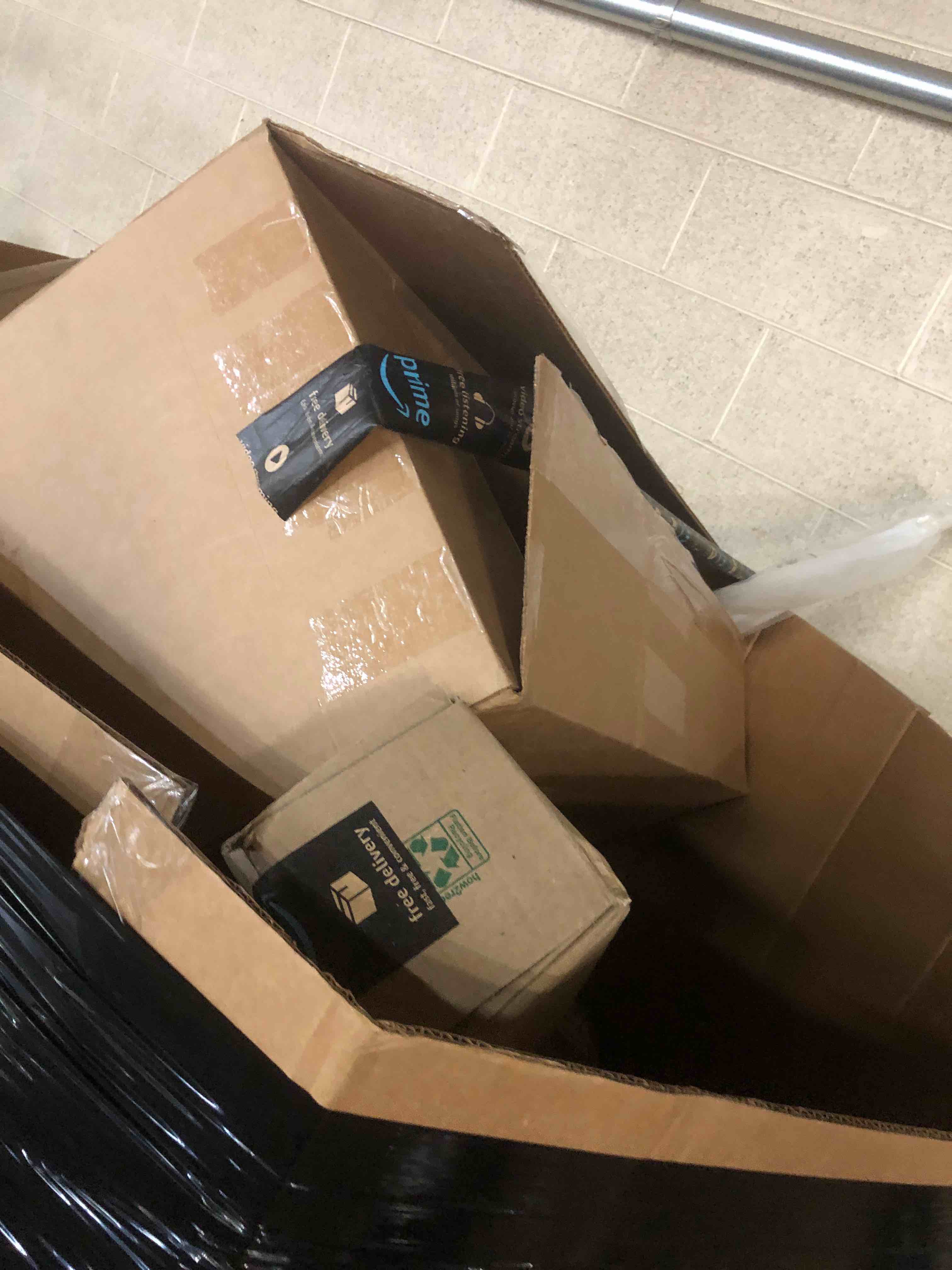 https://s3.amazonaws.com/lotting-images-prod/phillipi/GRA2164744_1756327215685.jpeg