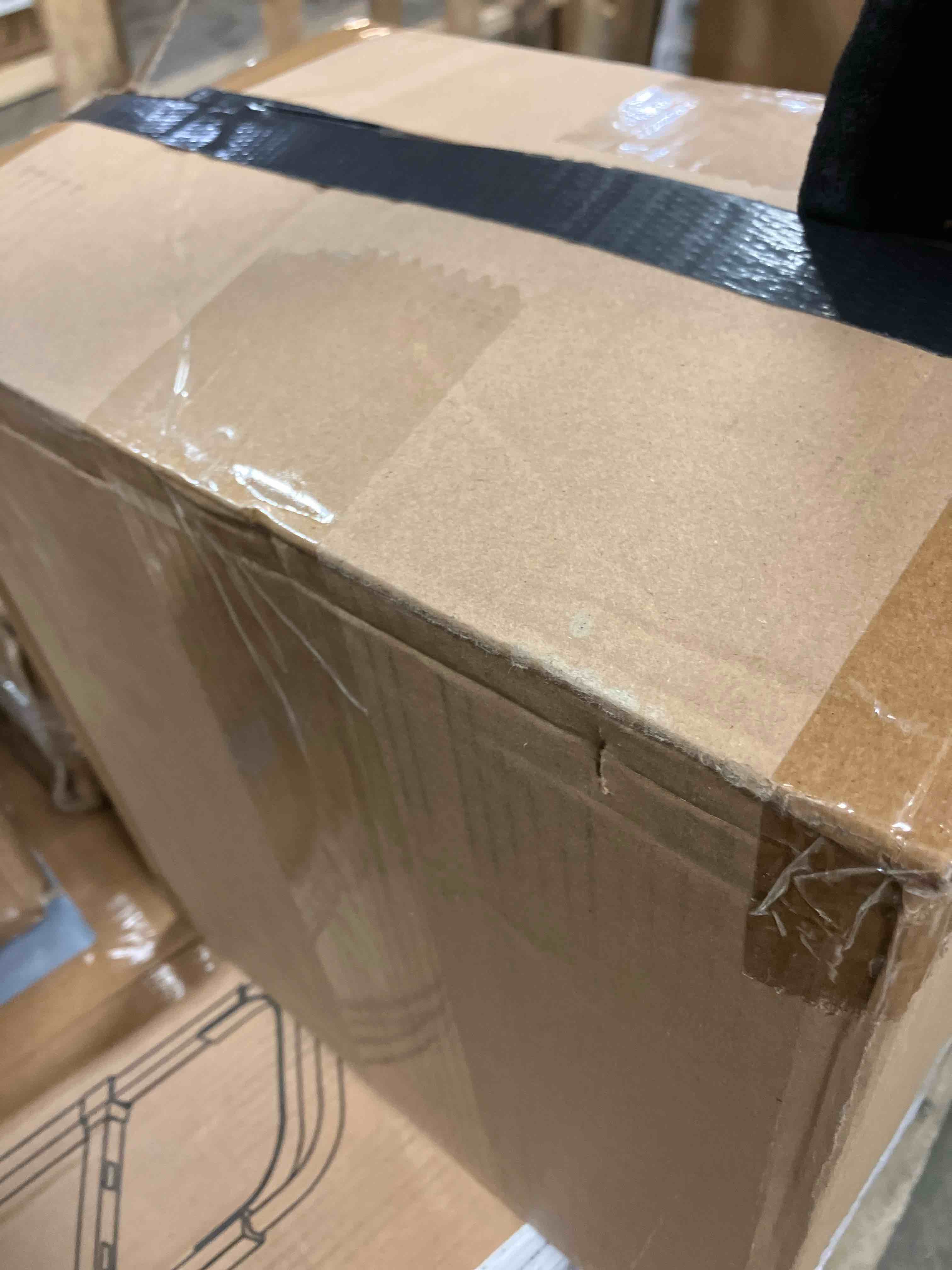 https://s3.amazonaws.com/lotting-images-prod/phillipi/GRA2164783_1756395715177.jpeg