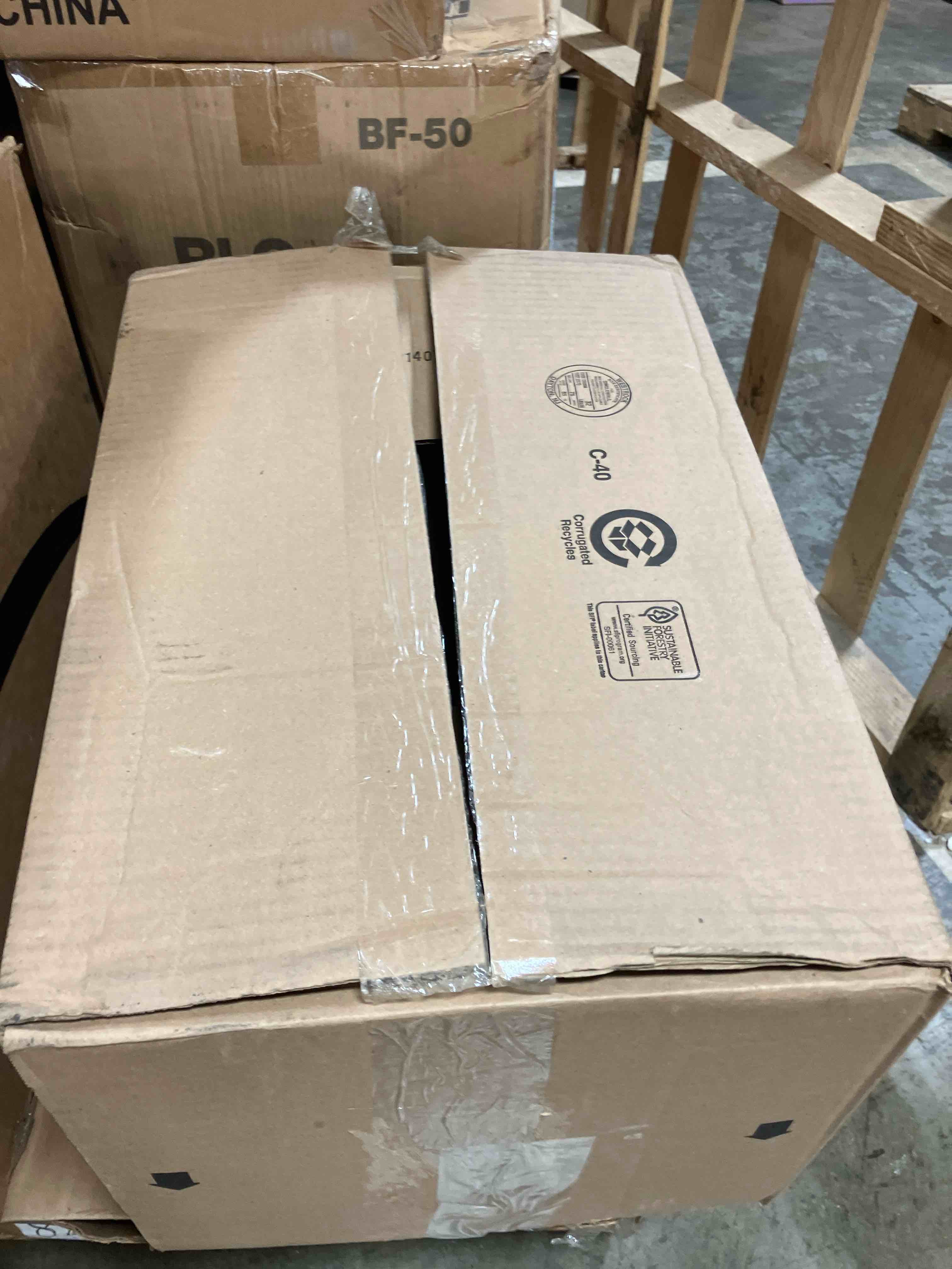 https://s3.amazonaws.com/lotting-images-prod/phillipi/GRA2164794_1756393948313.jpeg