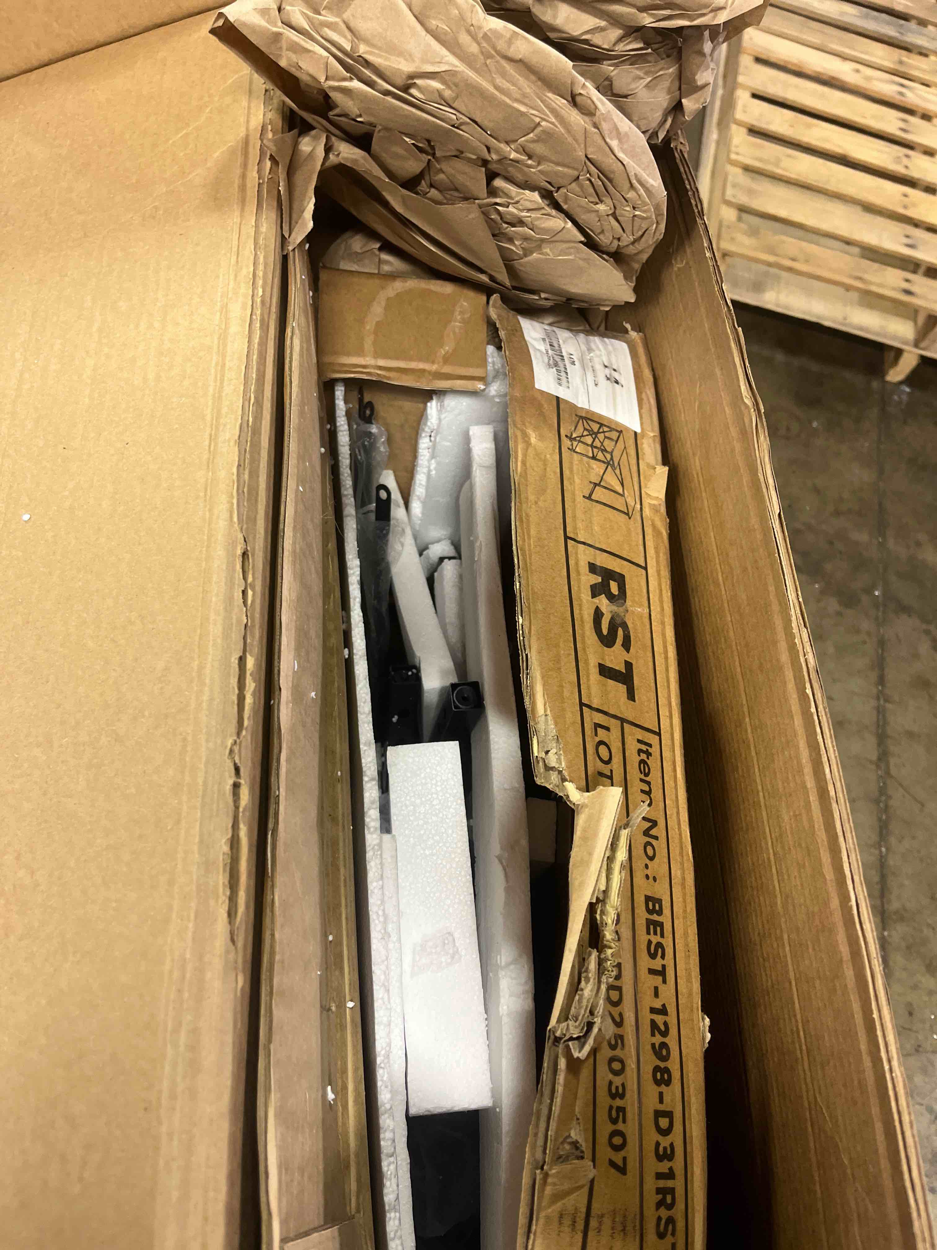 https://s3.amazonaws.com/lotting-images-prod/phillipi/GRA2164805_1757429201358.jpeg