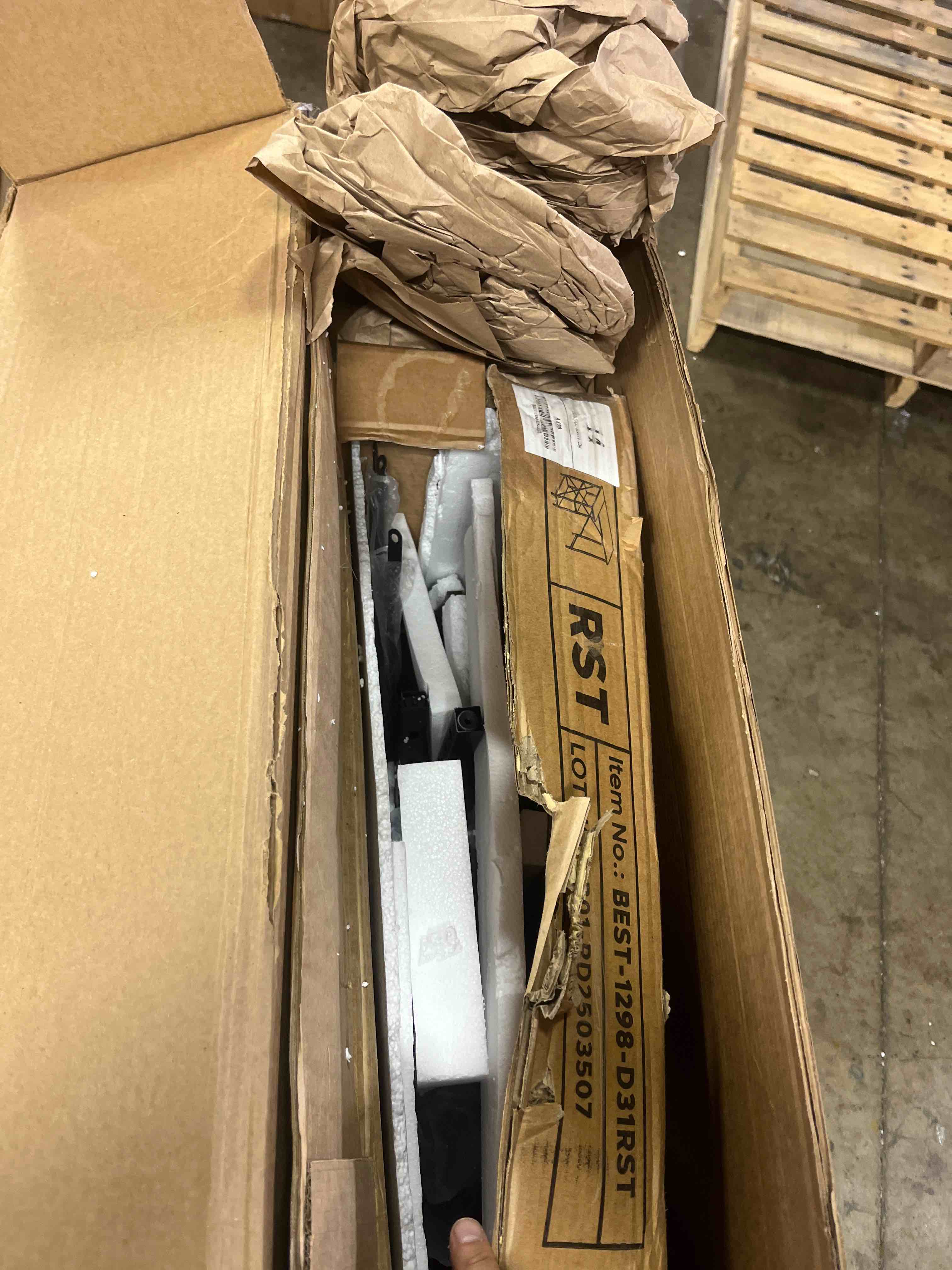 https://s3.amazonaws.com/lotting-images-prod/phillipi/GRA2164805_1757429202711.jpeg