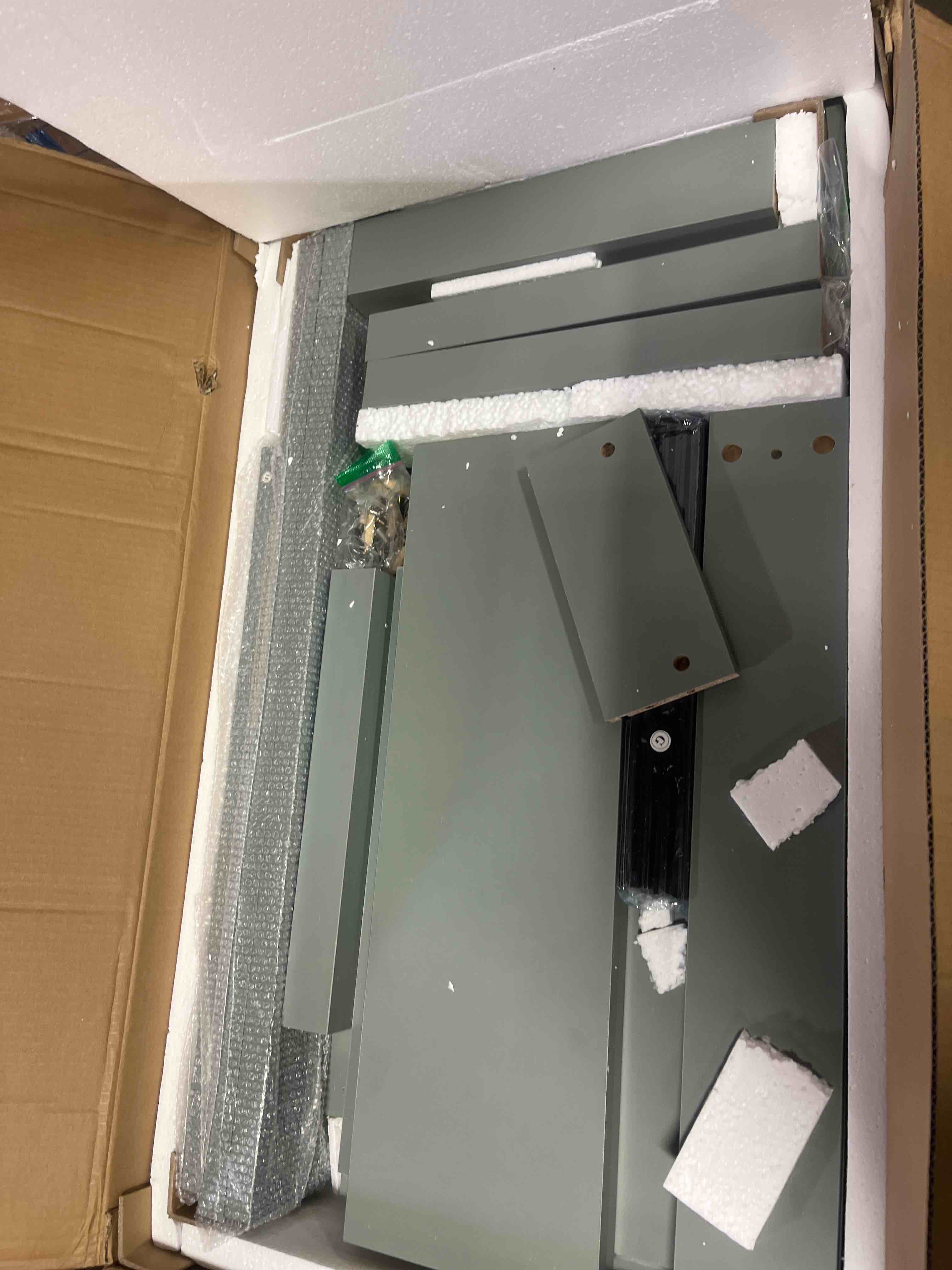 https://s3.amazonaws.com/lotting-images-prod/phillipi/GRA2164819_1757434979433.jpeg