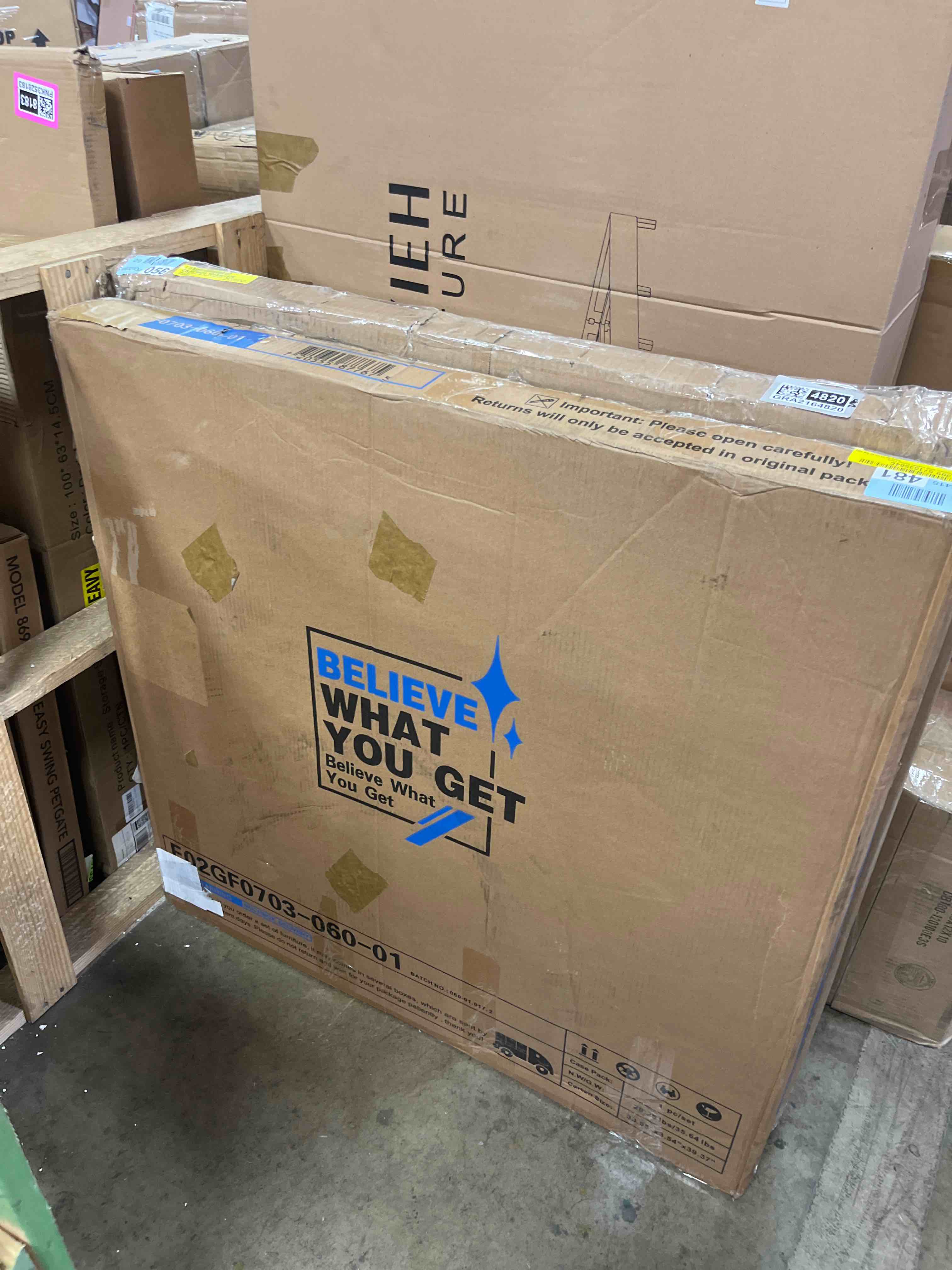https://s3.amazonaws.com/lotting-images-prod/phillipi/GRA2164821_1757435857555.jpeg
