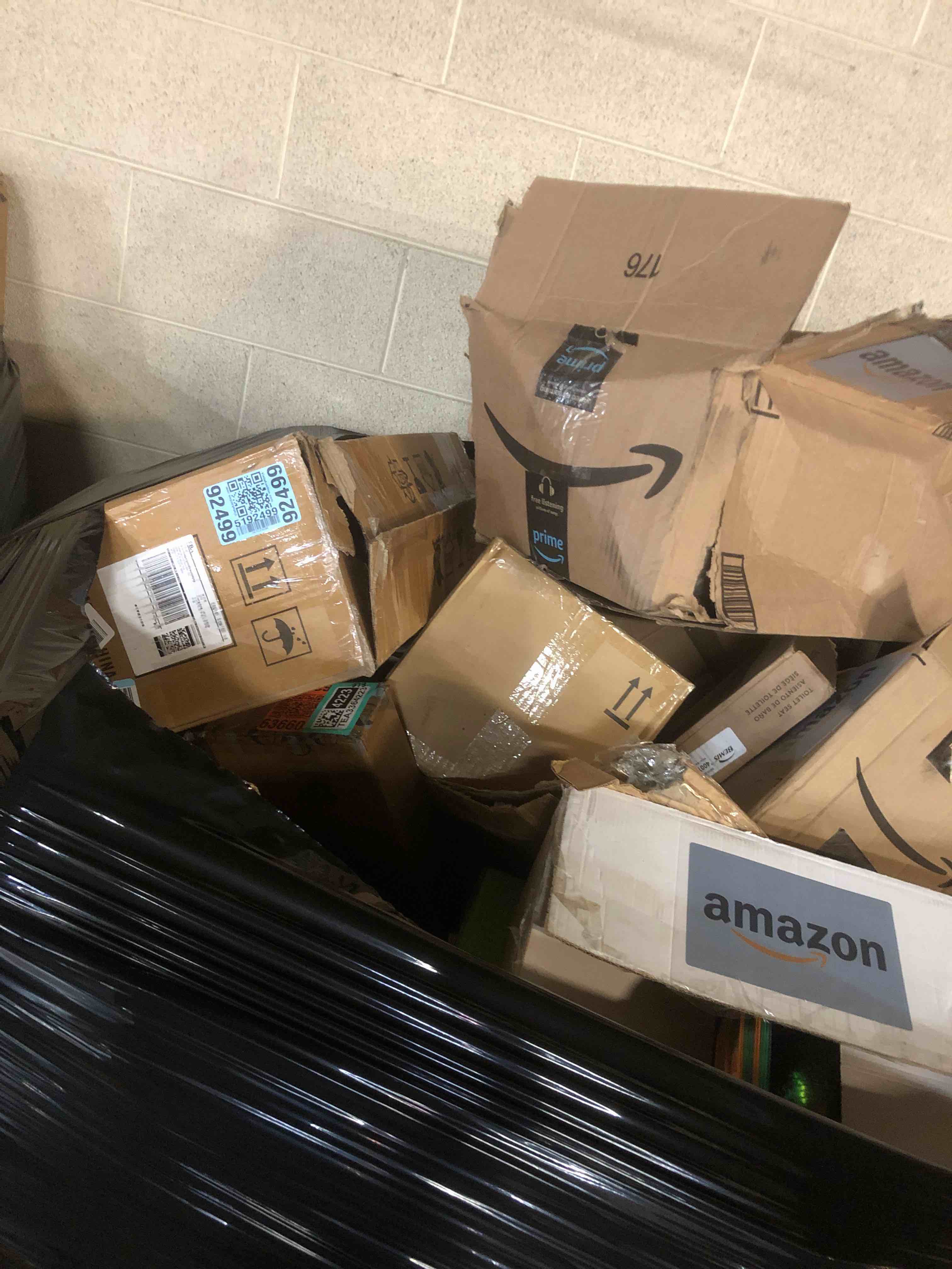 https://s3.amazonaws.com/lotting-images-prod/phillipi/GRA2164834_1757434031072.jpeg