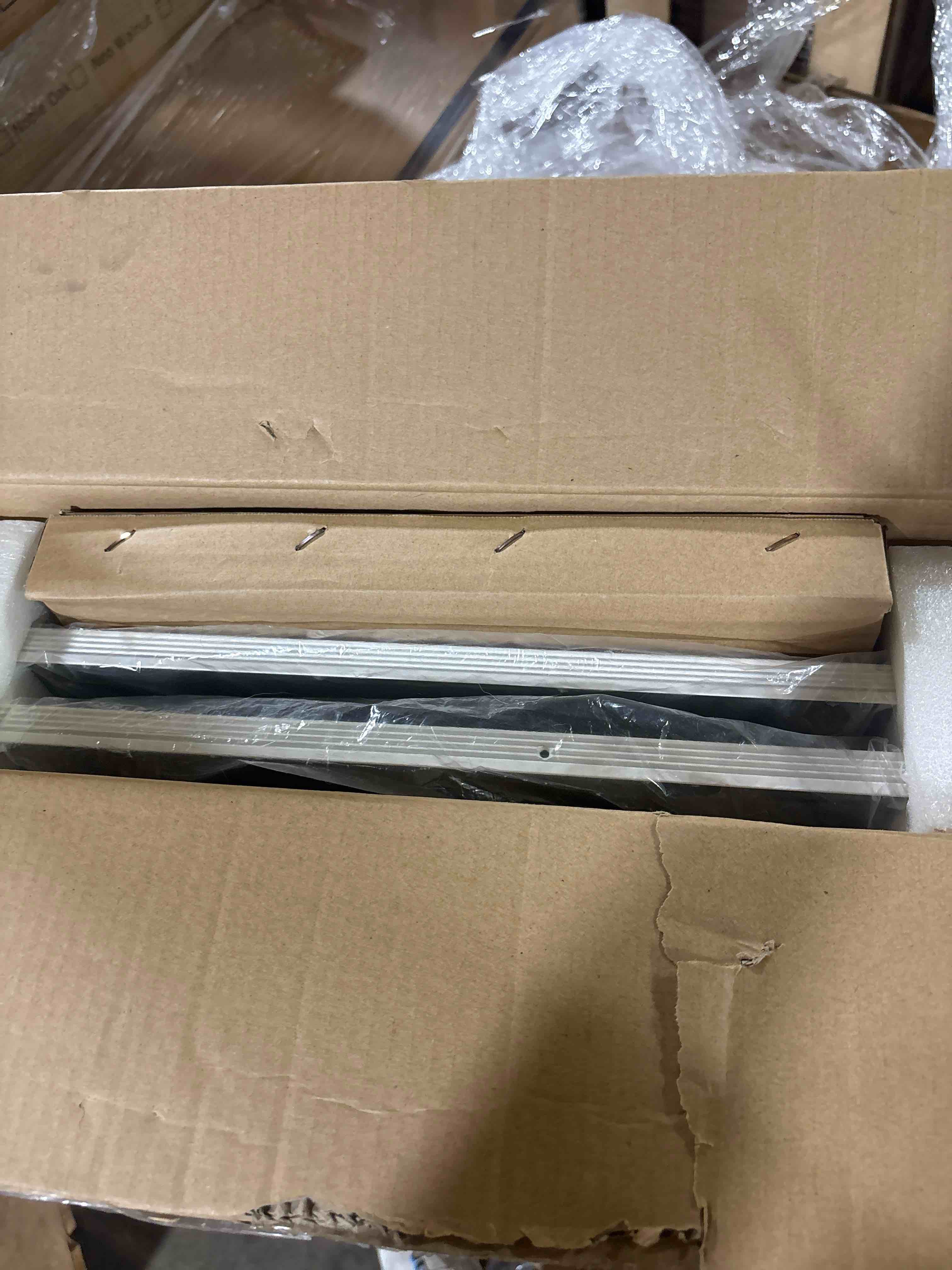 https://s3.amazonaws.com/lotting-images-prod/phillipi/GRA2164840_1757611729316.jpeg