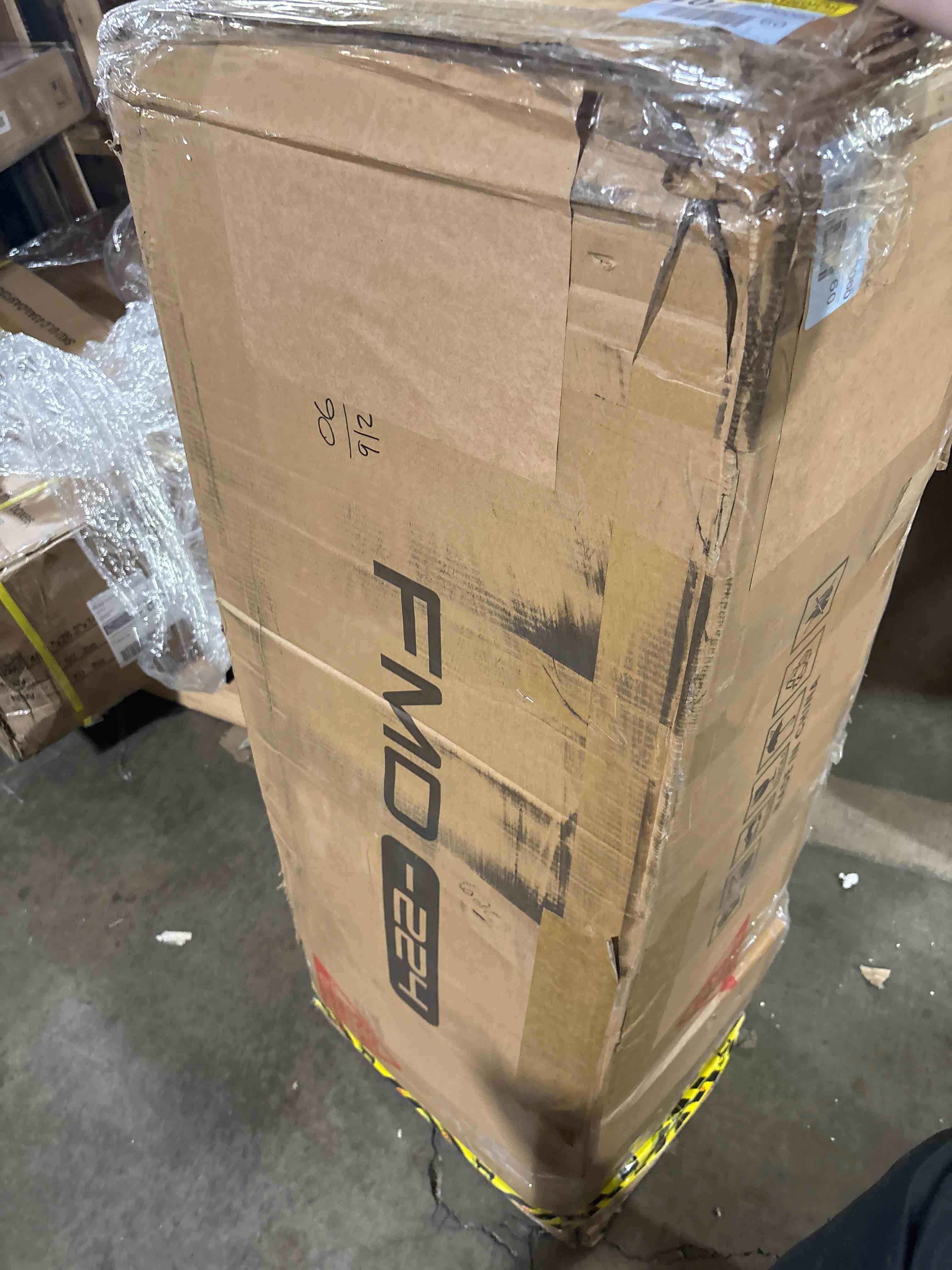 https://s3.amazonaws.com/lotting-images-prod/phillipi/GRA2164841_1757612157642.jpeg