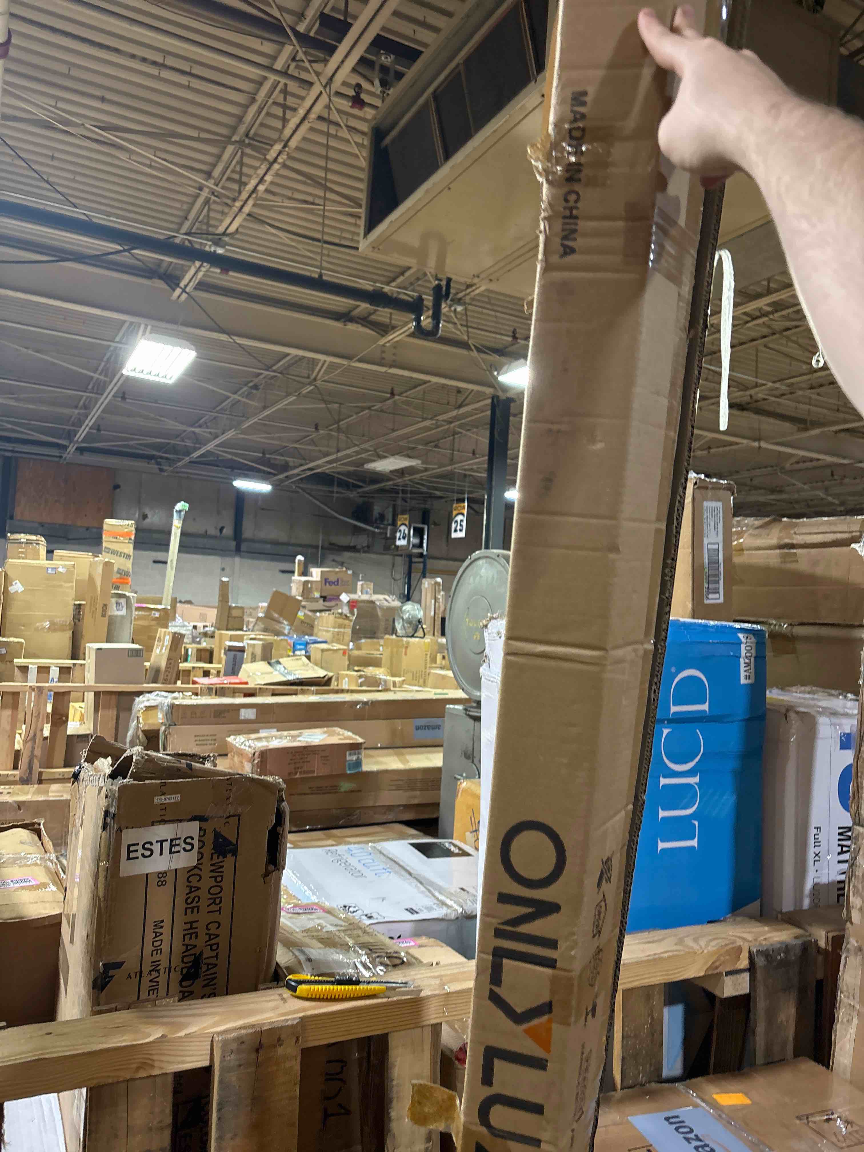 https://s3.amazonaws.com/lotting-images-prod/phillipi/GRA2164857_1757691691964.jpeg