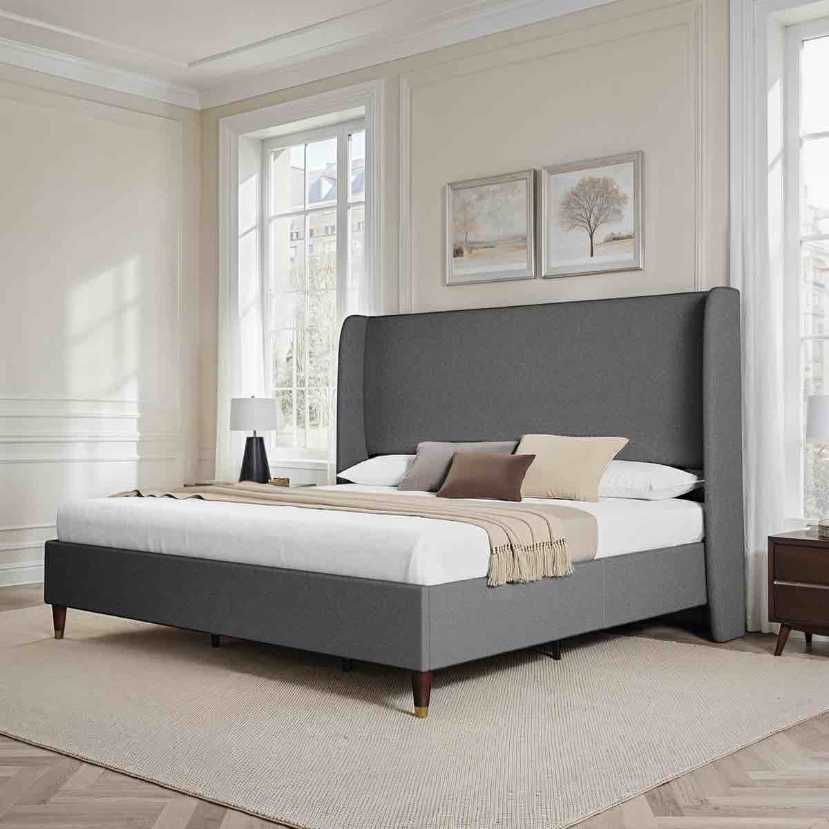 Belo Upholstered Platform Bed