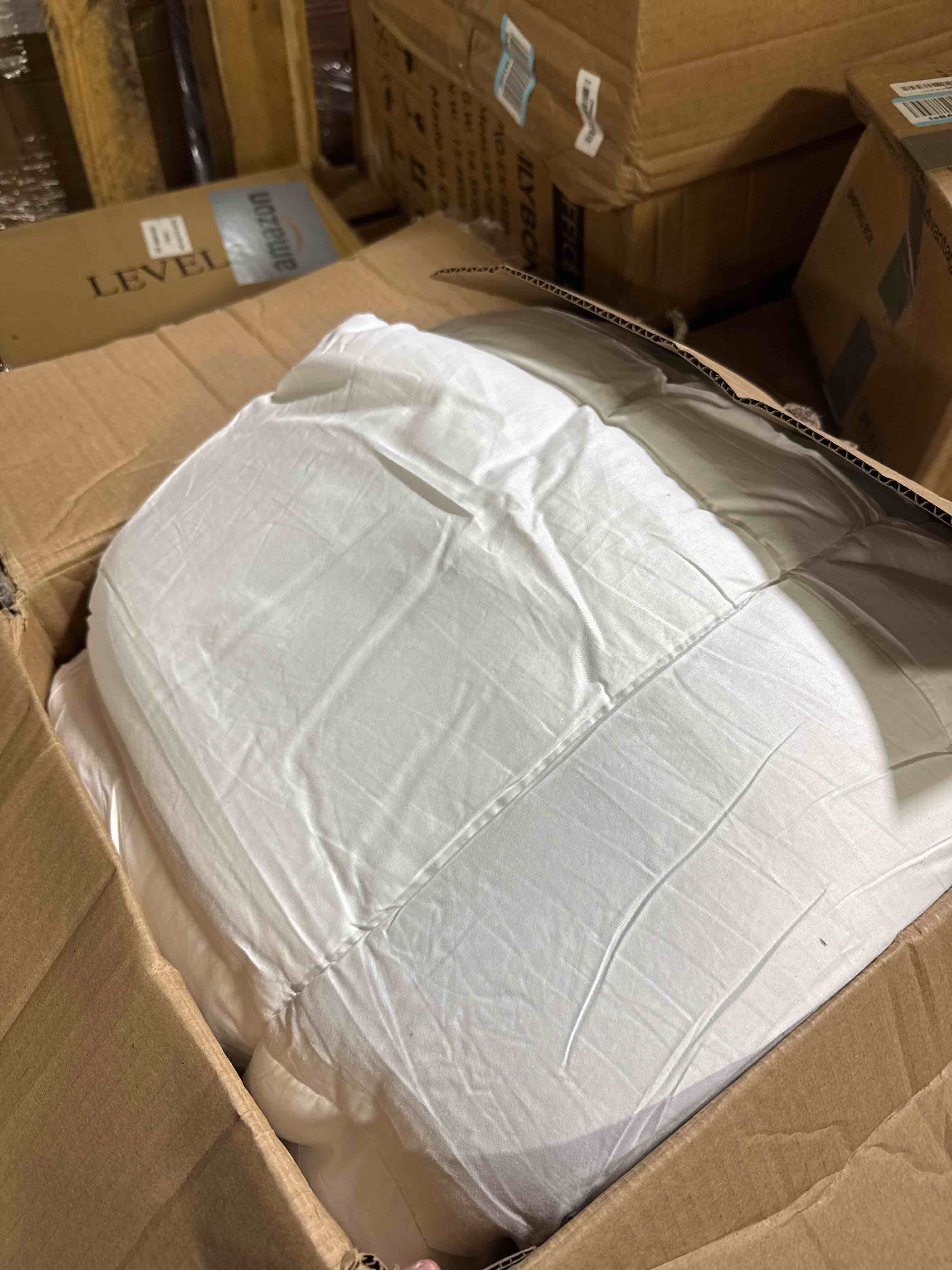 Condition photo showing Good Condition for Sleep Innovations Dual Layer 4 Inch Memory Foam Mattress Topper, Queen Size, Medium Support, 2 Inch Cooling Gel Memory Foam Plus 2 Inch Pillow Top Cover Queen Enhanced Support Topper