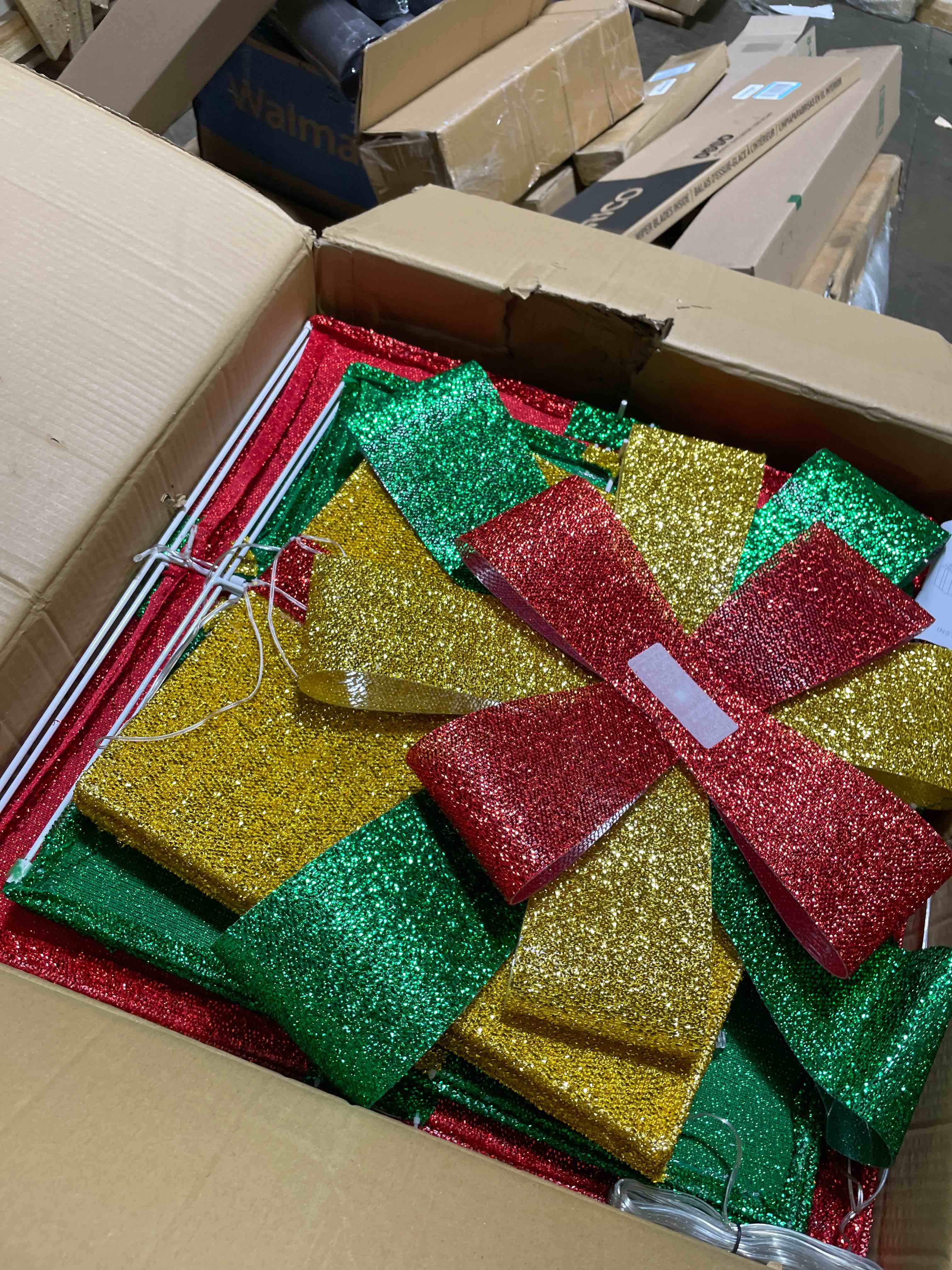 Condition photo showing Good Condition for 4.9FT Set of 3 Large Christmas Lighted Gift Boxes - 131 LEDs Pre Lit Presents Christmas Boxes Tower with Different Sizes for Holiday Indoor Outdoor Decoration (23.6+19.7+15.7 Inch) Large-Warm White