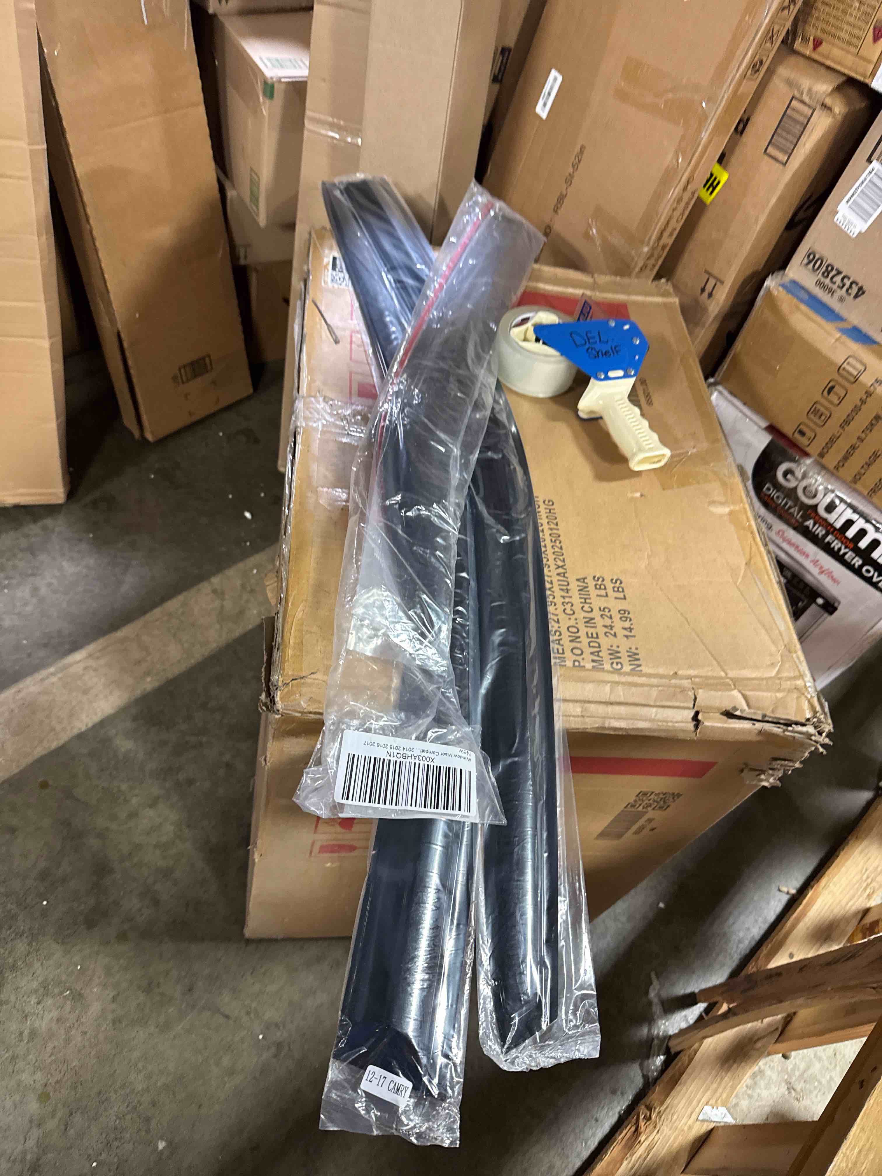 Condition photo showing New/Like New for Window Visor Compatible with 2012-2018 Ford Focus, Acrylic Smoke Tinted Sun Rain Shade Guard Wind Deflector Air Vent by IKON MOTORSPORTS, 2013 2014 2015 2016 2017