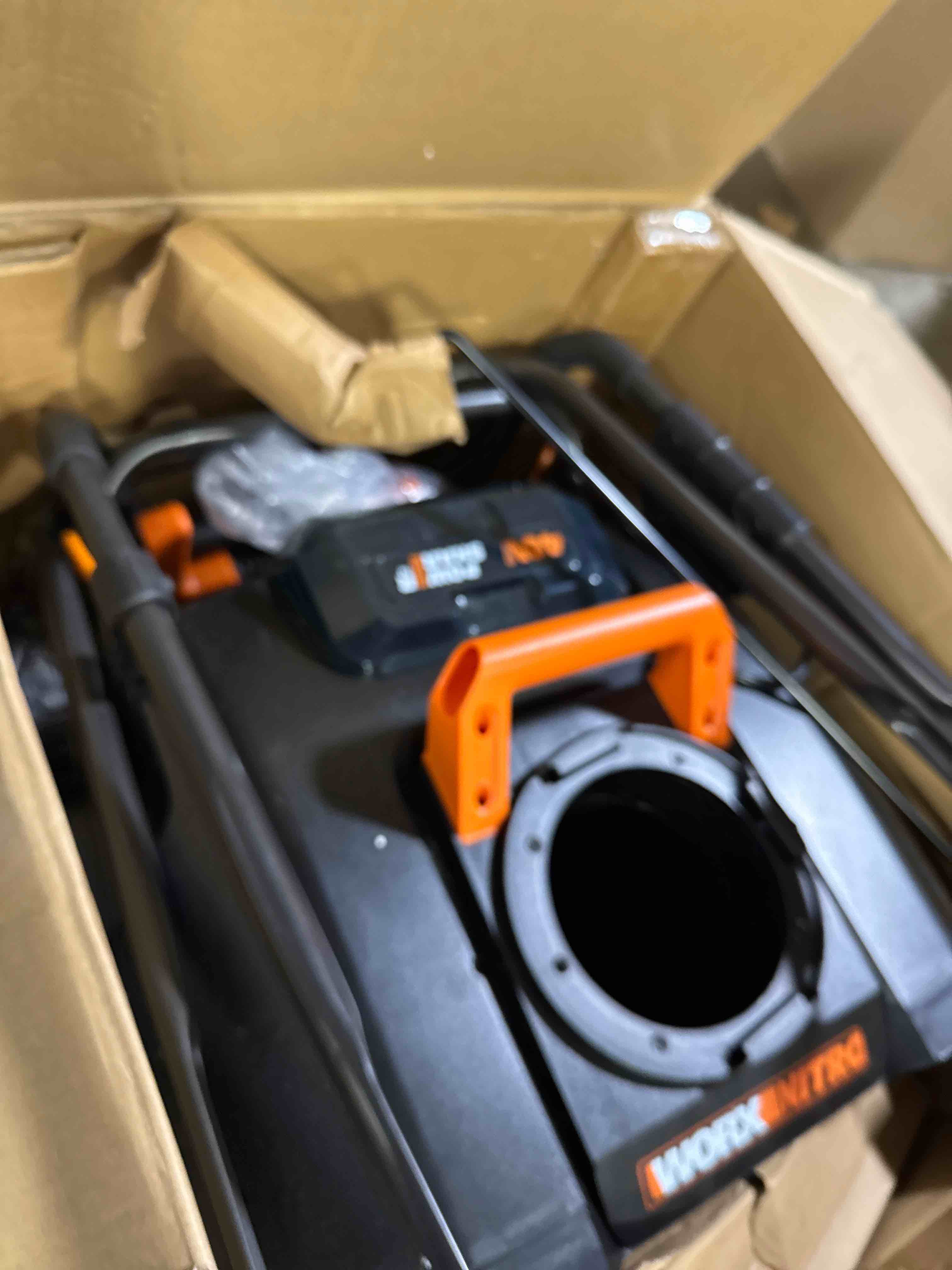 Condition photo showing New/Like New for Worx 40V 20" Cordless Snow Blower Power Share with Brushless Motor - WG471 (Batteries & Charger Included)