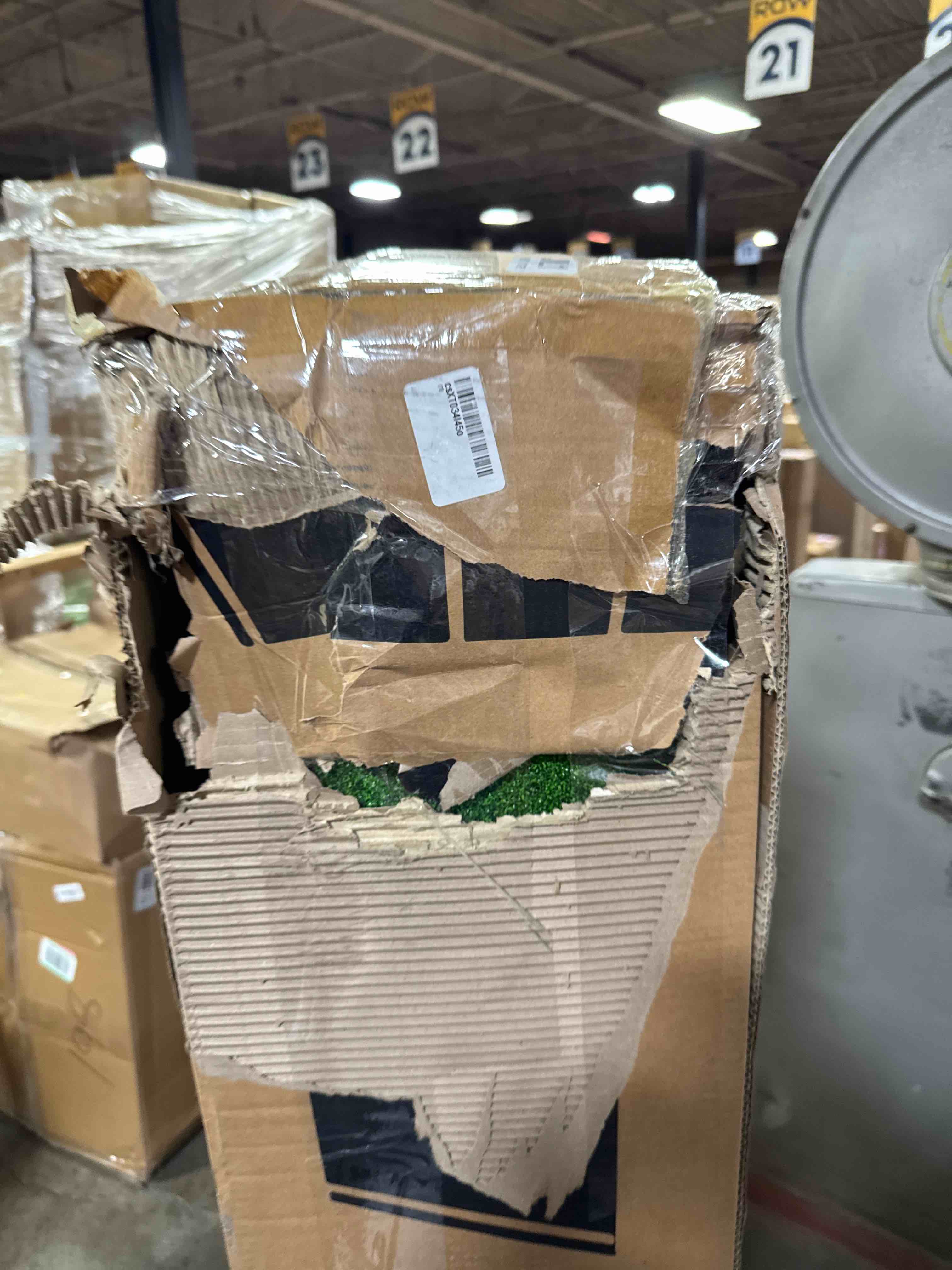 Condition photo showing New/Like New for Batting Mat Baseball Hitting Mat Baseball Batting Cage Mat 12' x 6' Regulation Size Turf Batters Box Mat with Home Plate and Anti Fade Turf for Baseball Softball Training Indoor and Outdoor