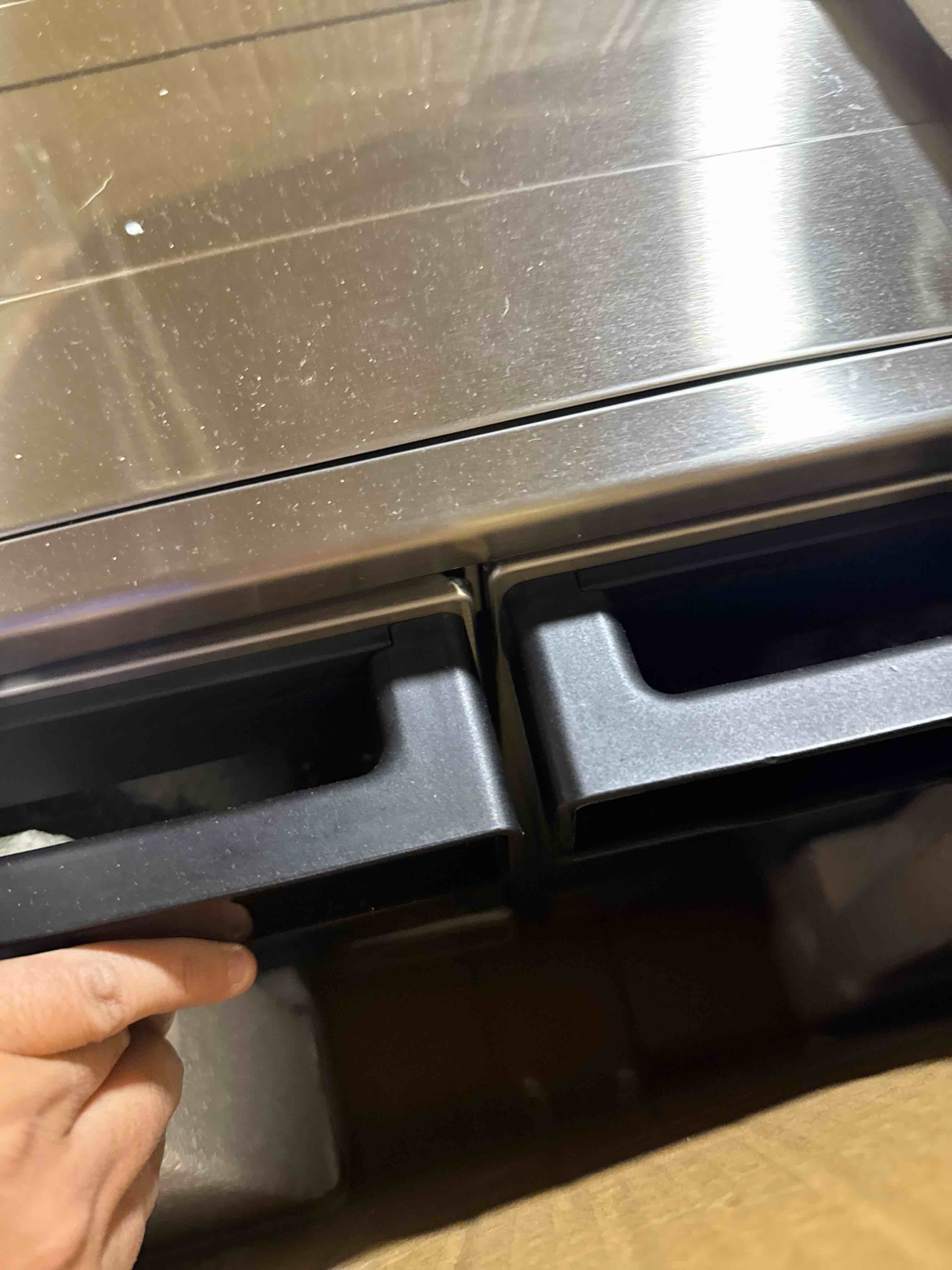 Condition photo showing Good Condition for New Gourmia 1700W 9-Slice Digital Toaster Oven Air Fryer 12 Cooking Preset Stainless Steel