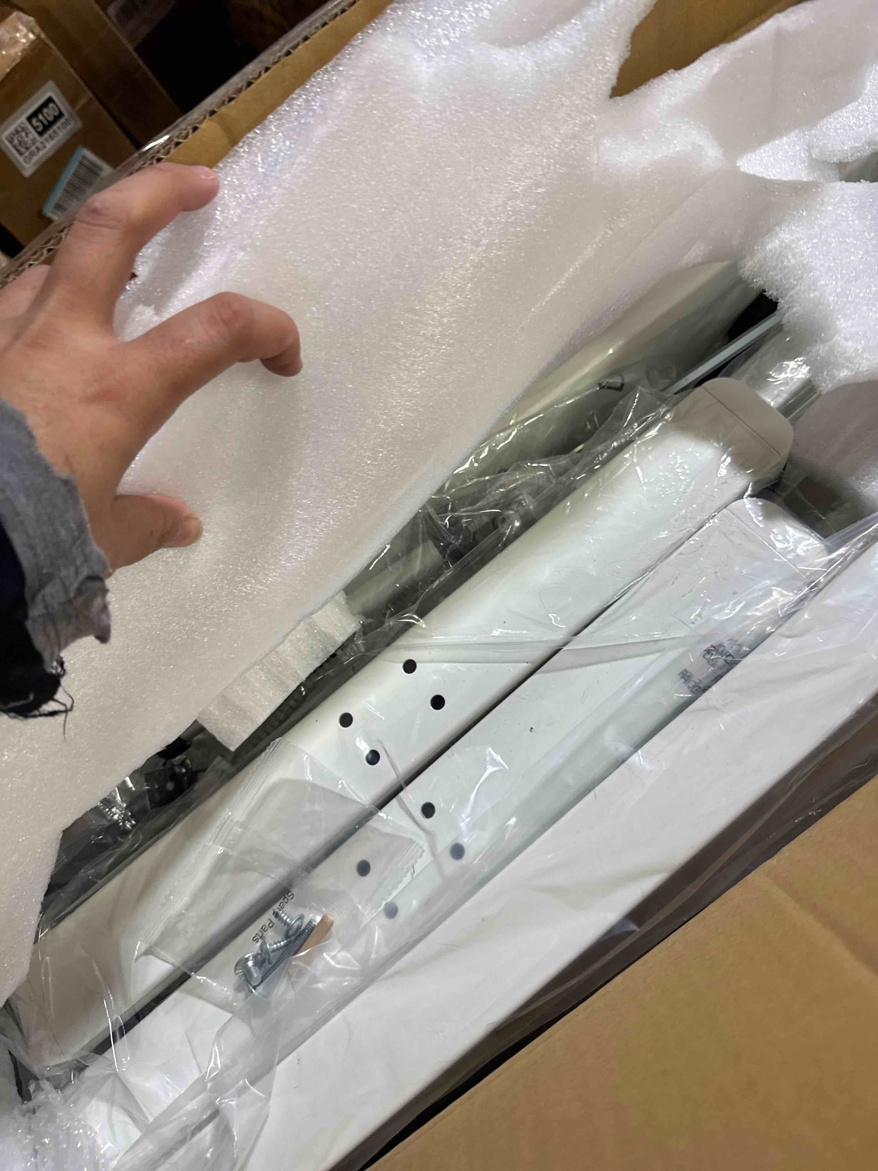 Condition photo showing New/Like New for HUANUO 32" Small Electric Standing Desk Adjustable Height, 4 Memory Height Settings, Sit Stand Up Desk for Home Office & Computer Workstation, LightWalnut