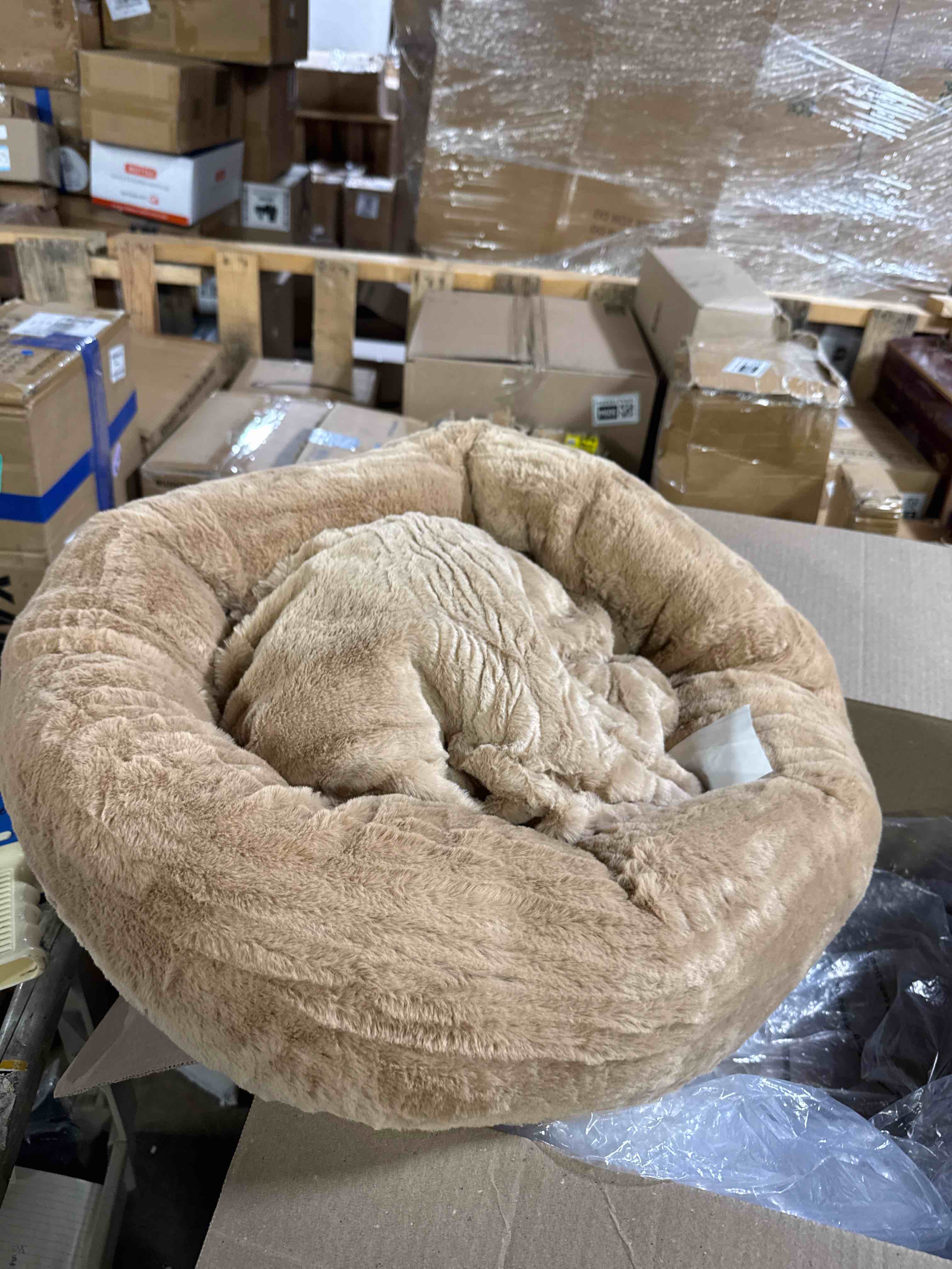 Condition photo showing Good Condition for PETMAKER Dog Bed - Donut Pet Bed for Small Dogs - Dog Bed with Removable Washable Cover and Anti-Slip Bottom - Puppy Essentials (Beige)