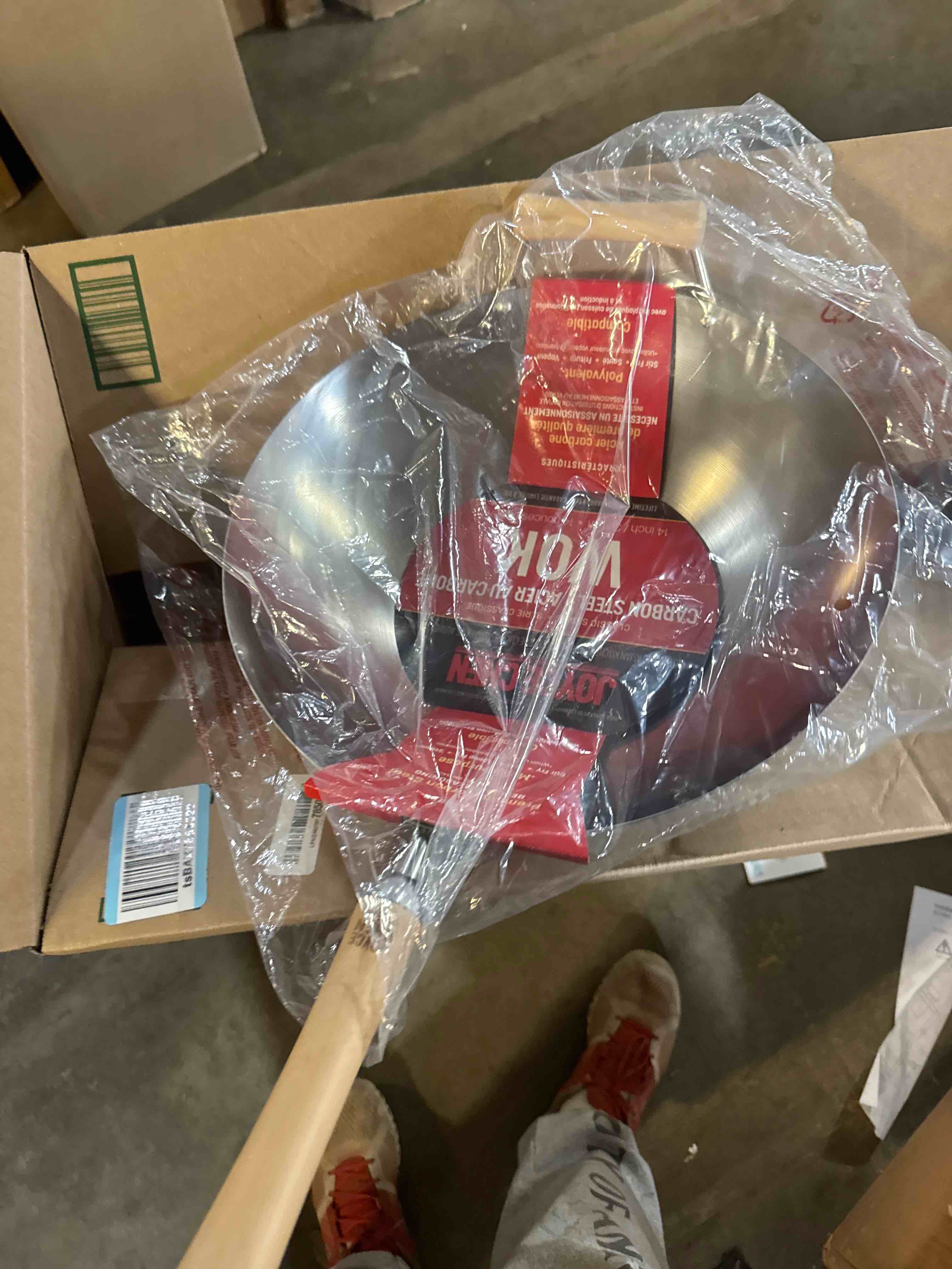 Condition photo showing New/Like New for Joyce Chen Classic Series 14-In. Carbon Steel Wok with Birch Handles