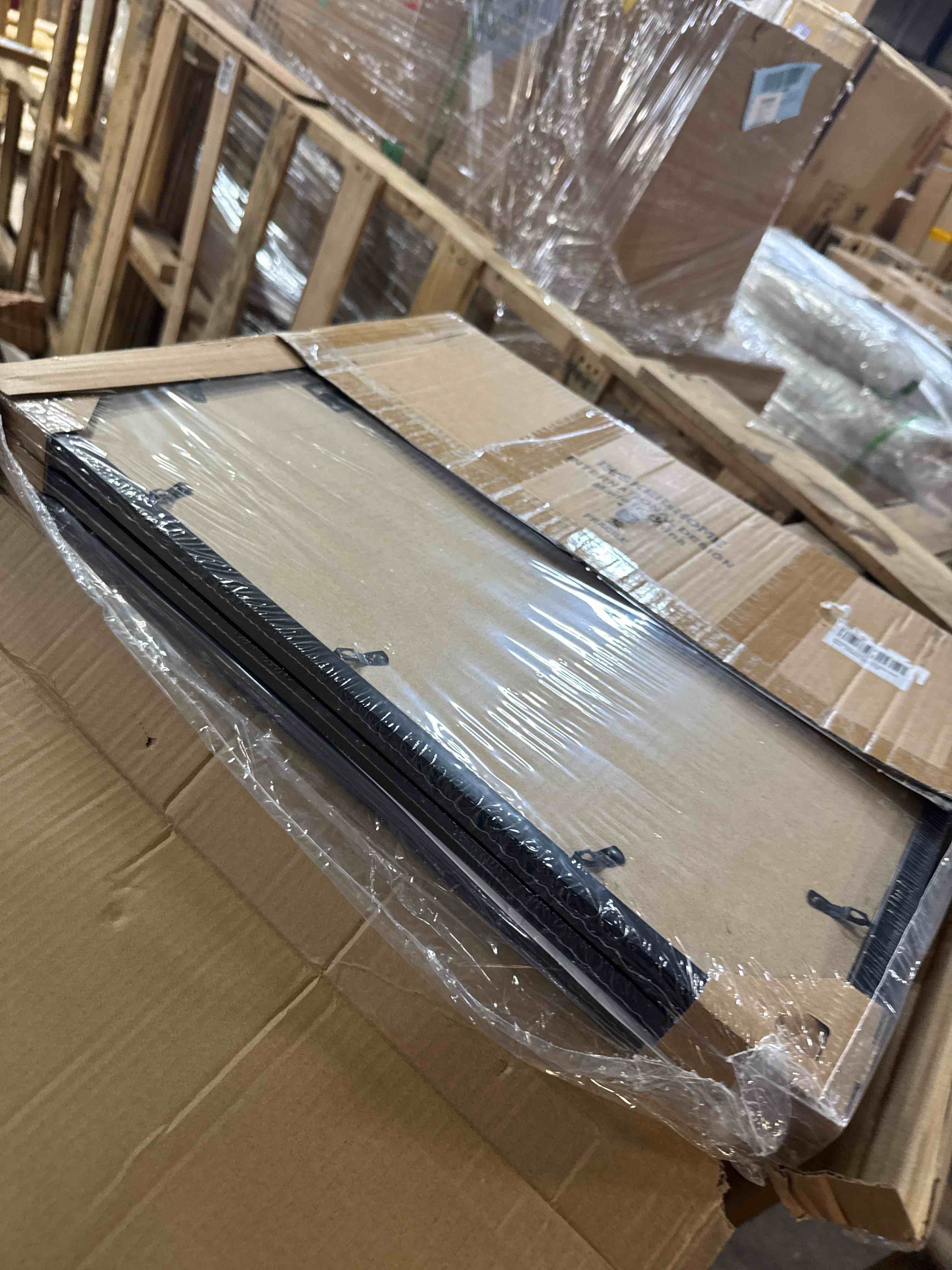 Condition photo showing New/Like New for ELSKER&HOME 16x20 Picture Frame with mat for 11x14, Display 11x14 Photo with mat or 16x20 Poster frame without Mat Set of 3, Horizontal and Vertical Wall Mounting Black with Black Mat 16 x 20