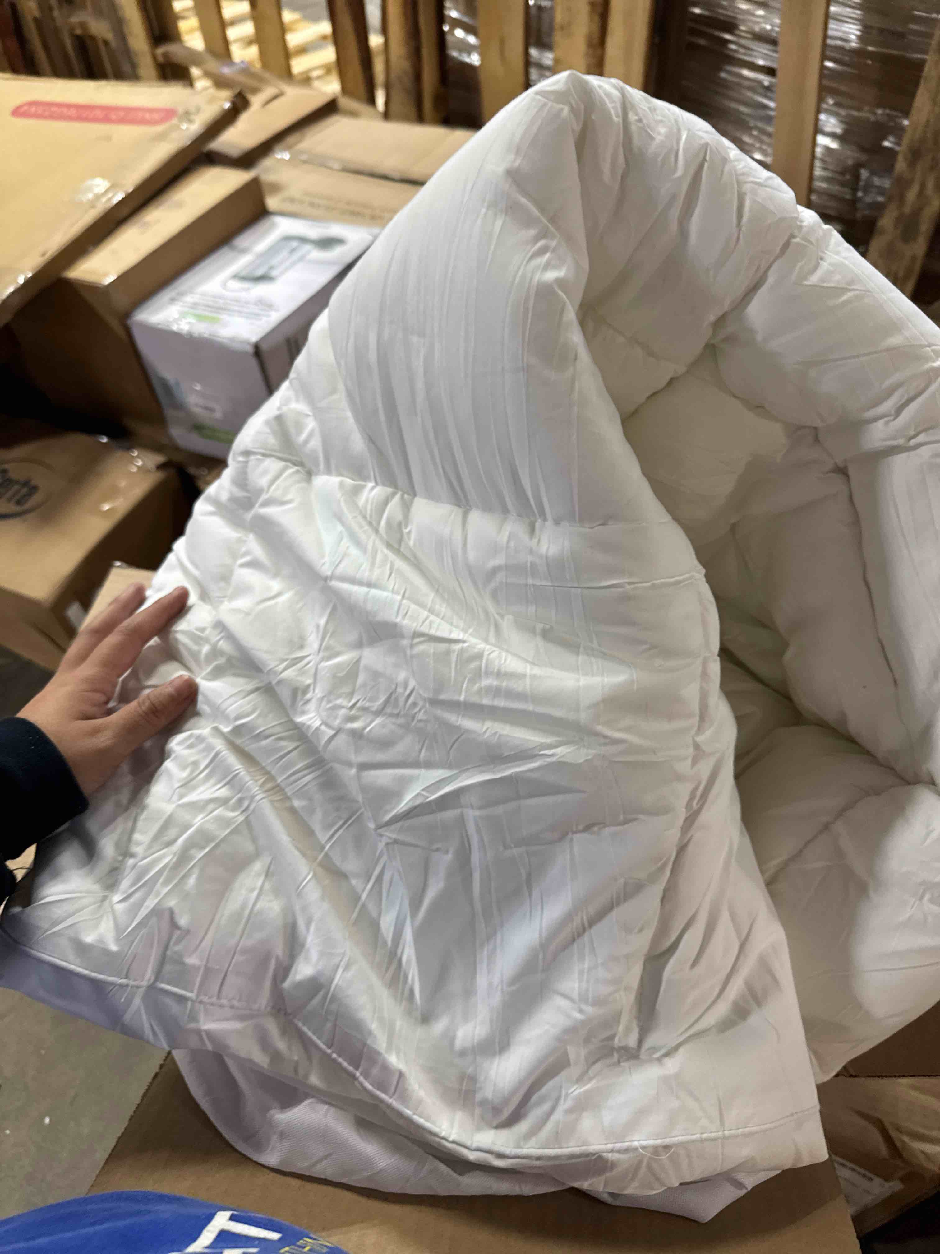 Condition photo showing Good Condition for Full Mattress Topper - Extra Thick Mattress Pad Cover - Pillow Top with Soft Breathable Spiral Fiber Filling, 8-21 Inch Deep Pocket, Cooling, White