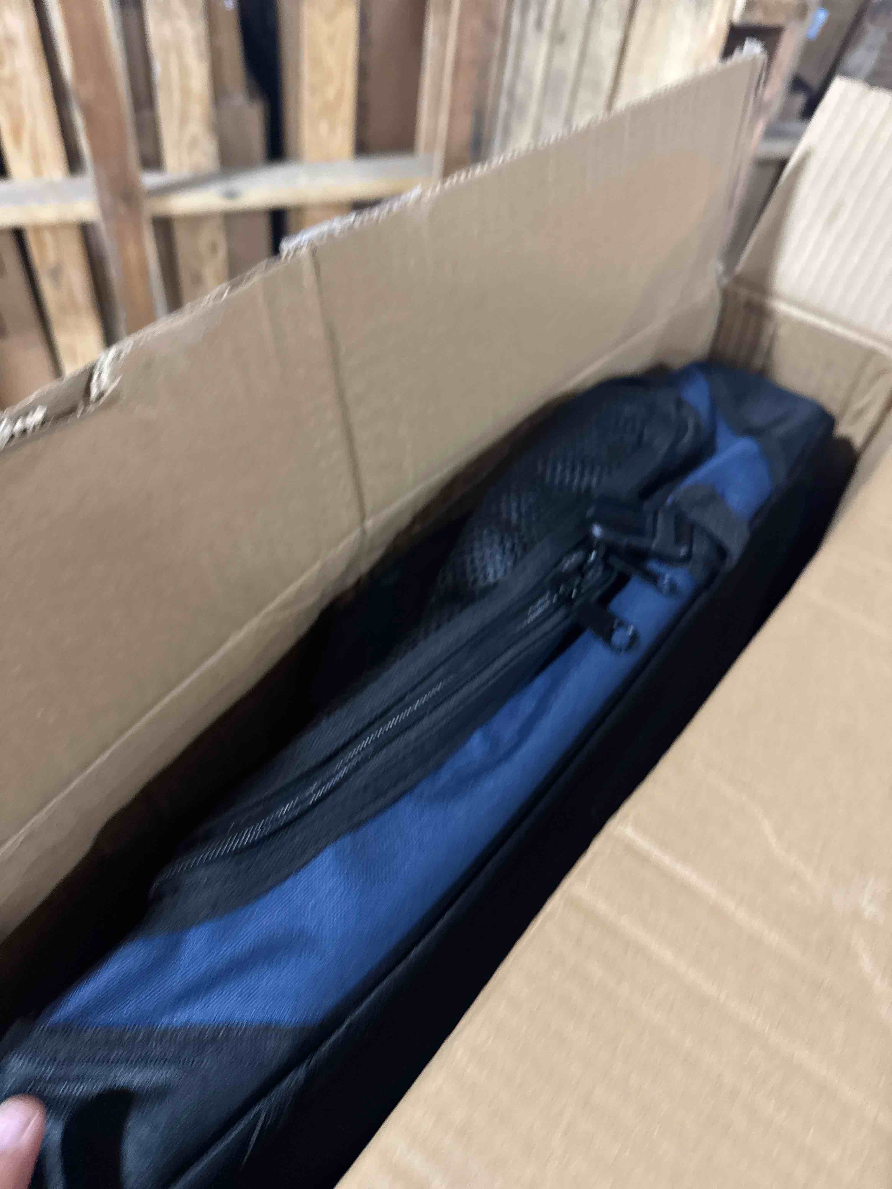 Condition photo showing New/Like New for Large Cat Carrier, Collapsible Dog Travel Crate Portable Soft-Sided Pet Carrier with Super Soft Warm Plush Mat for Indoor and Outdoor 20x14x14in,Navy Blue Medium Navy Blue