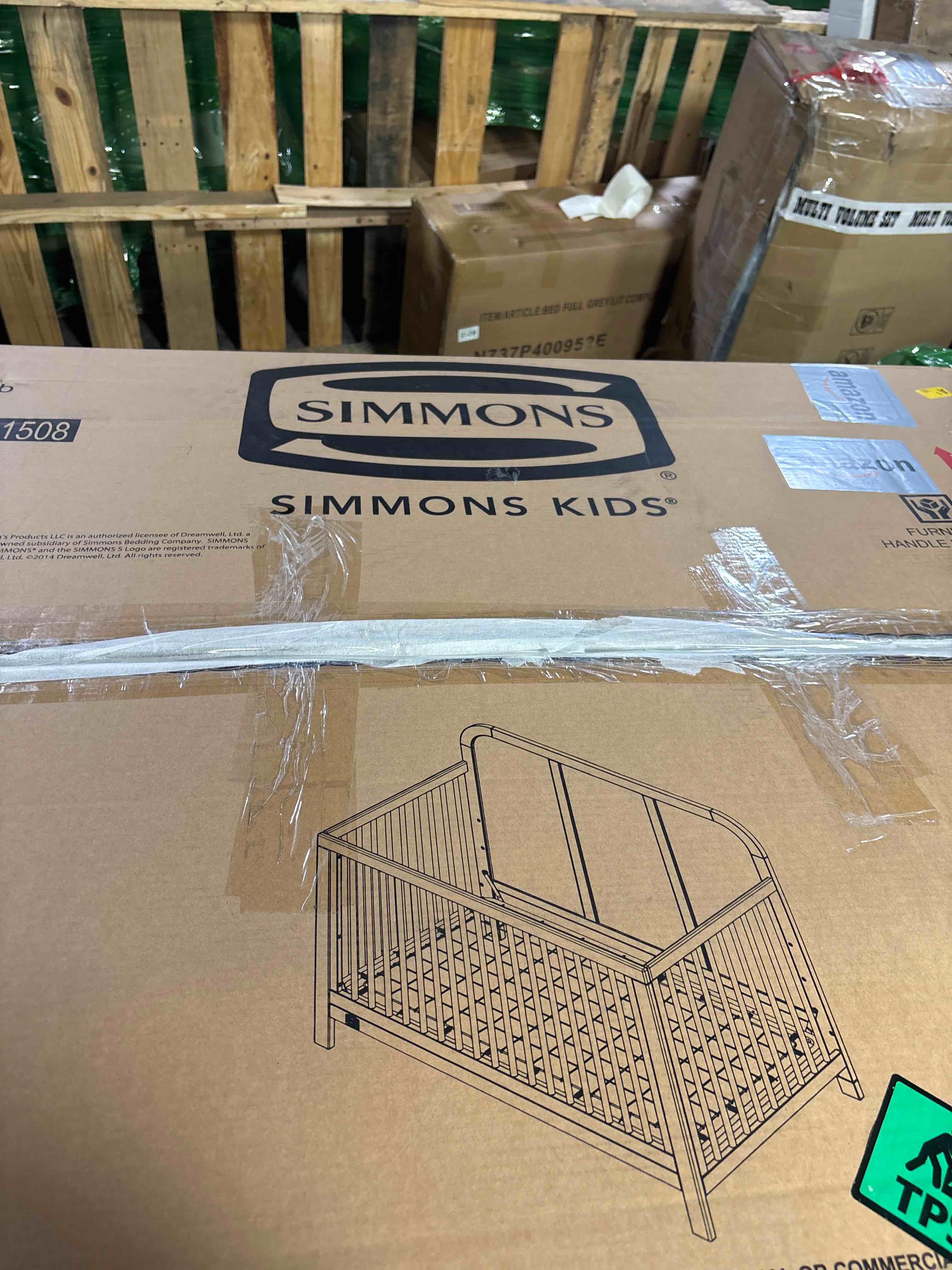 Condition photo showing New/Like New for Simmons Kids' Theo 6-in-1 Convertible Crib - Greenguard Gold Certified - Bianca White/Textured Almond
