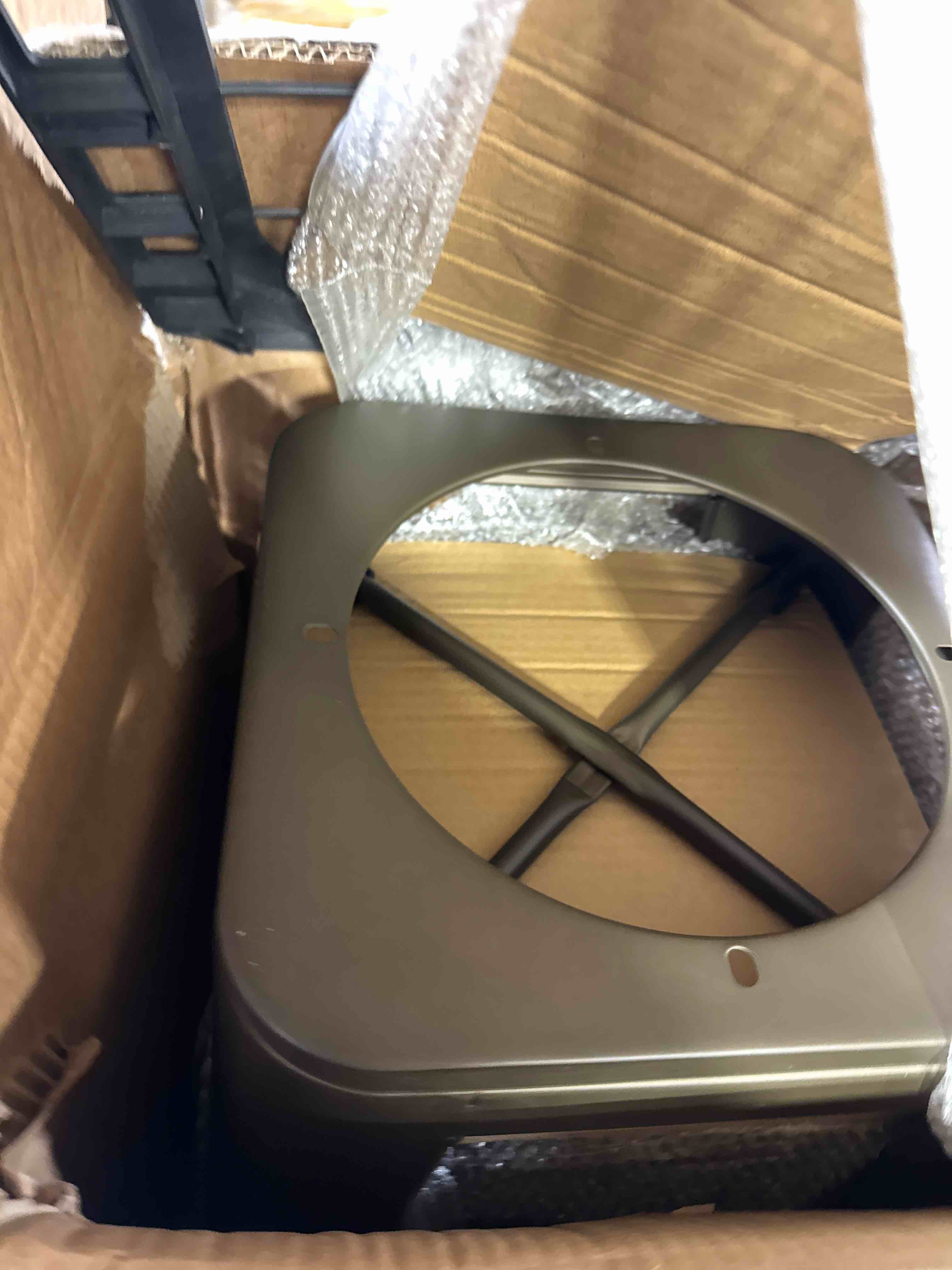 Condition photo showing New/Like New for Saleh Bar & Counter Stool ( Set of 4)