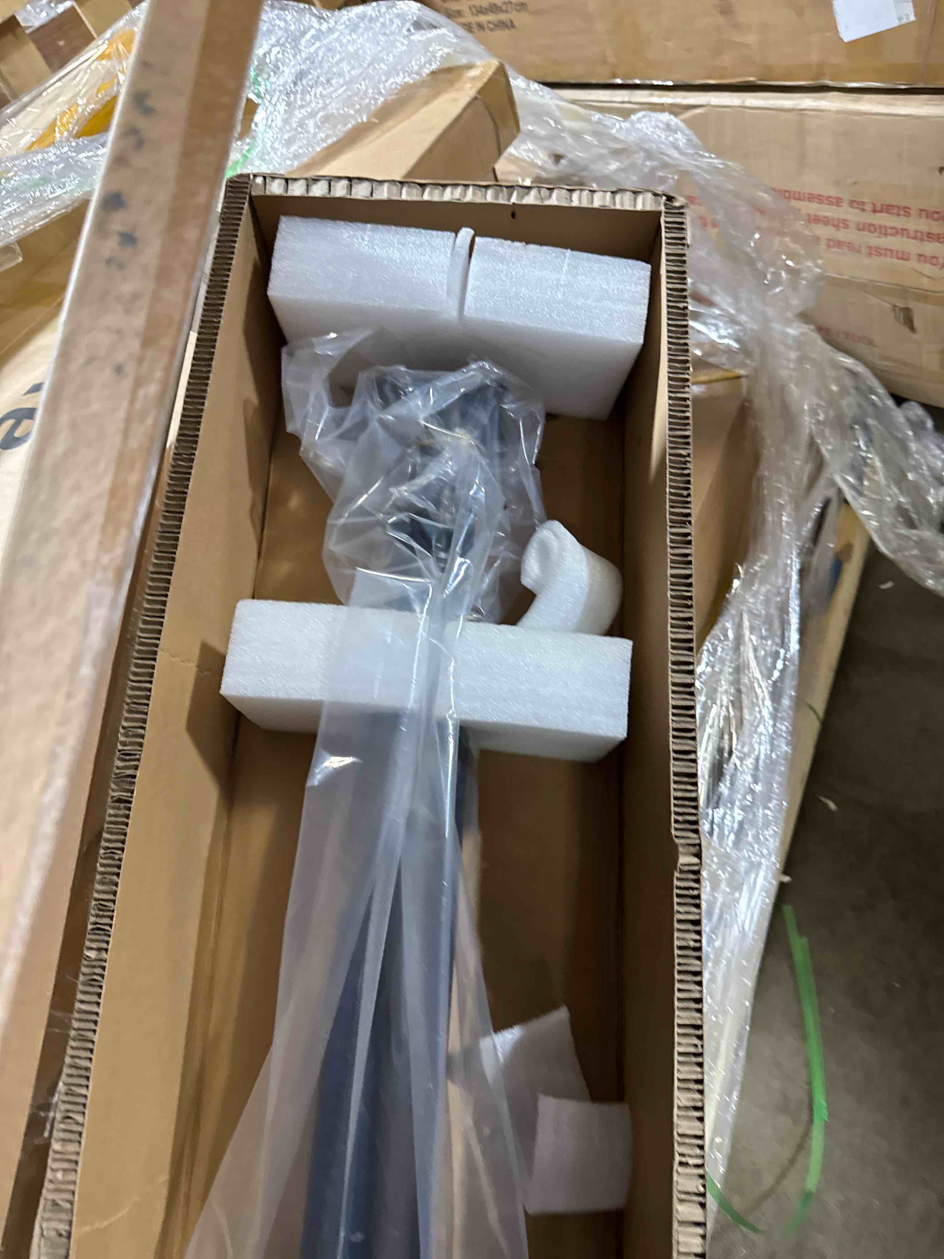 Condition photo showing New/Like New for 65-2005 Rear Drive Shaft Prop Shaft Complete DriveShaft Assembly Compatible with Lincoln 2007-2008 MKX 3.5L V6, Compatible with Ford 2007-2008 Edge 3.5L V6, AWD 65-2005, 7T434K357AC