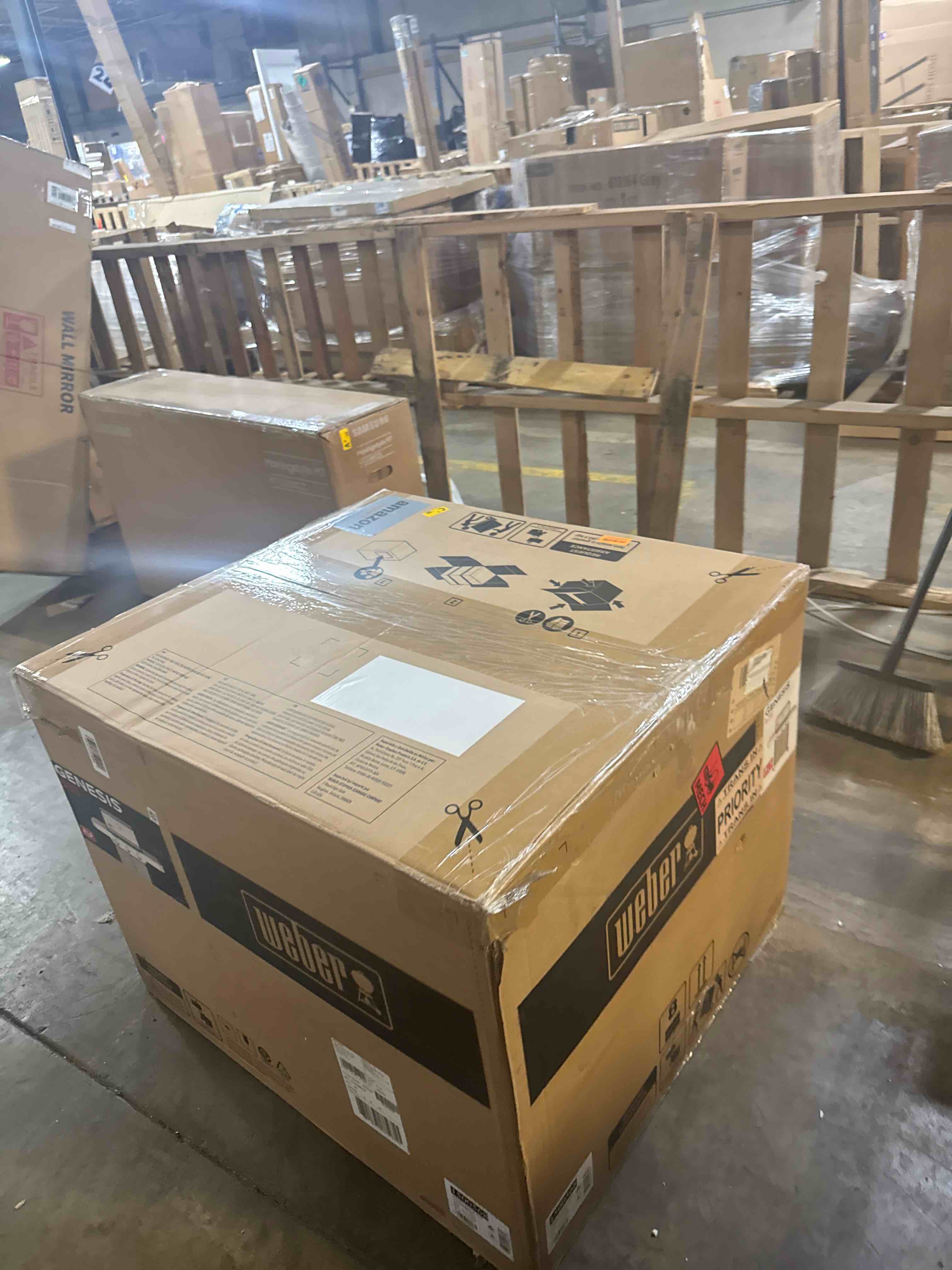 https://s3.amazonaws.com/lotting-images-prod/phillipi/GRA2166803_1777401931854.jpeg