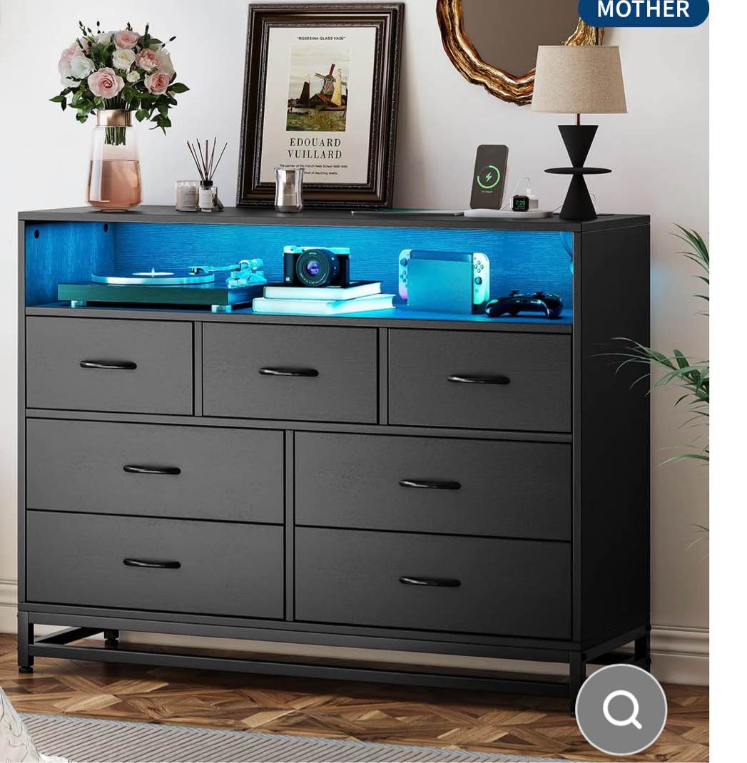 Garvee Modern Black 7-Drawer Dresser with Charging Station and LED Lights, Wooden Large Capacity Storage, Ideal for Bedroom, Living Room, Hallway
