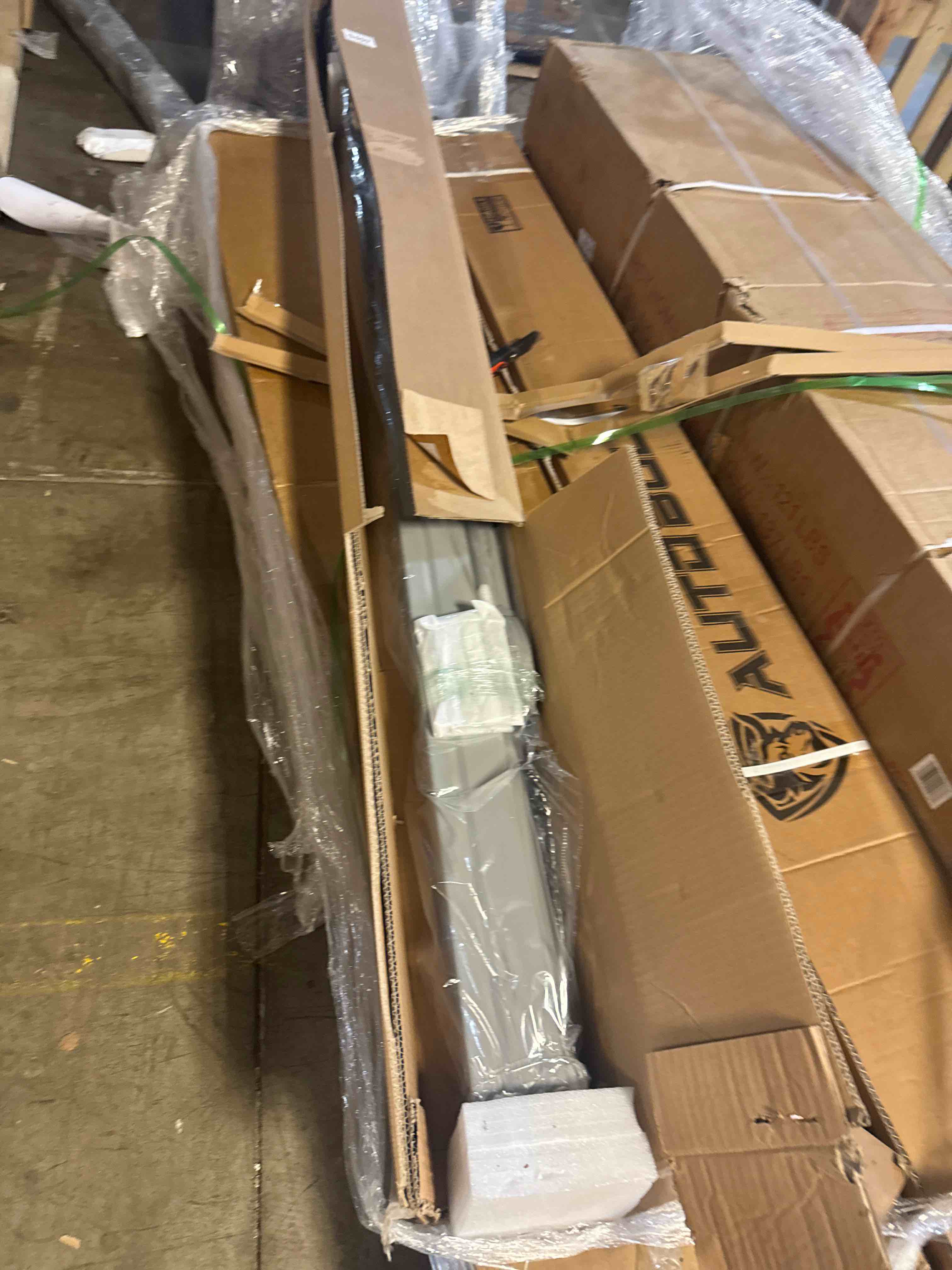 https://s3.amazonaws.com/lotting-images-prod/phillipi/GRA2166812_1777473730973.jpeg