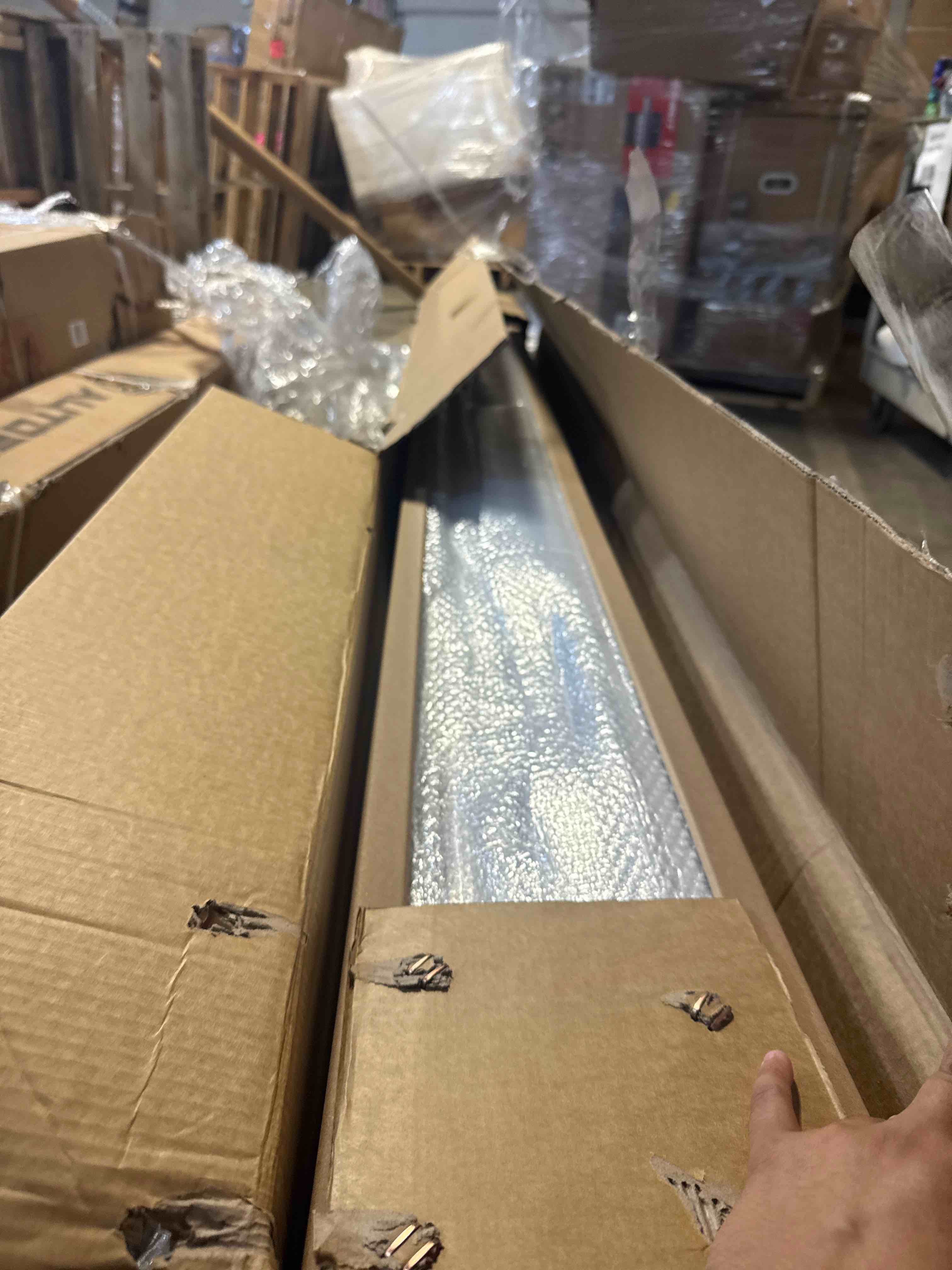 https://s3.amazonaws.com/lotting-images-prod/phillipi/GRA2166813_1777474130500.jpeg