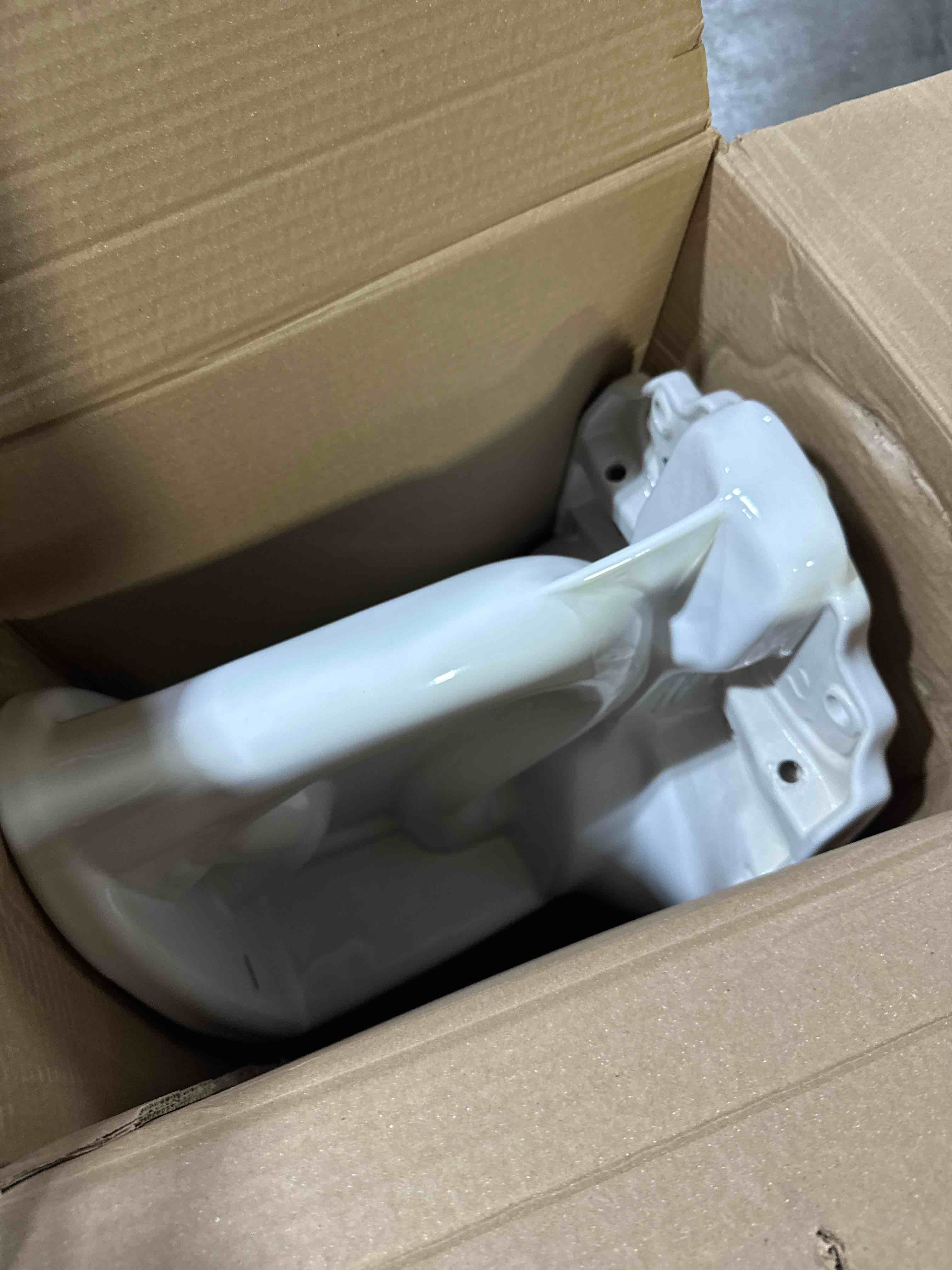https://s3.amazonaws.com/lotting-images-prod/phillipi/GRA2166850_1777999788136.jpeg