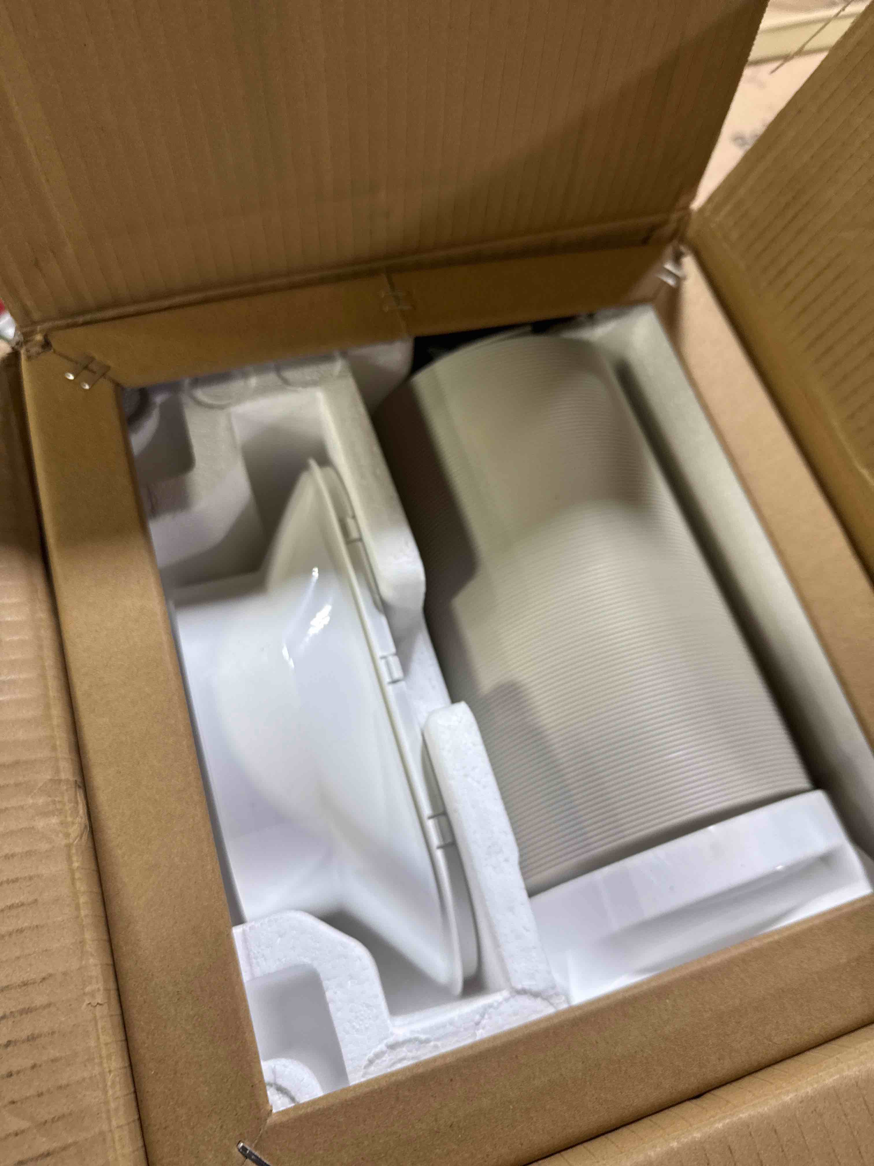 https://s3.amazonaws.com/lotting-images-prod/phillipi/GRA2166854_1778000612476.jpeg