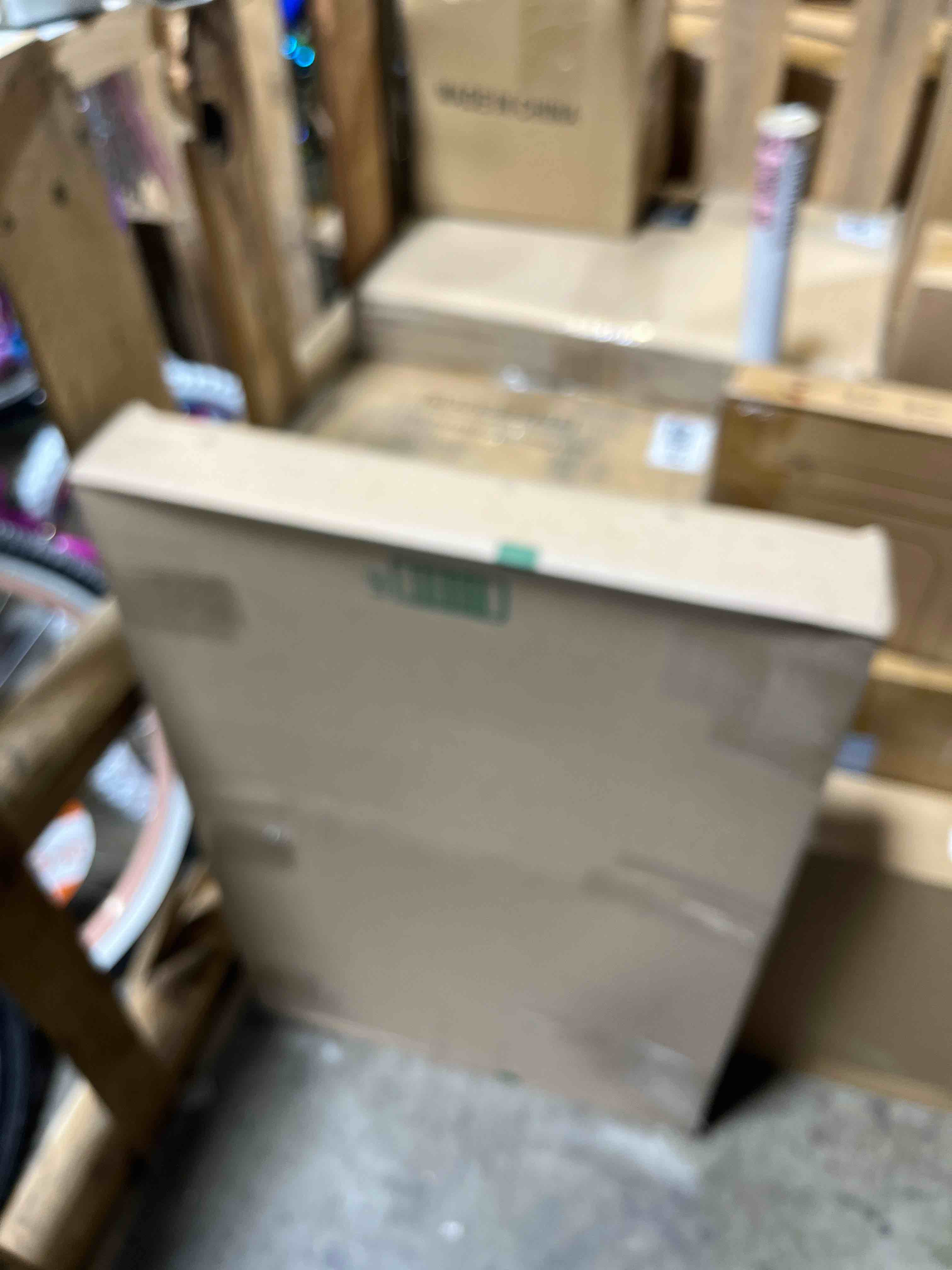 https://s3.amazonaws.com/lotting-images-prod/phillipi/GRA2167428_1751474580168.jpeg