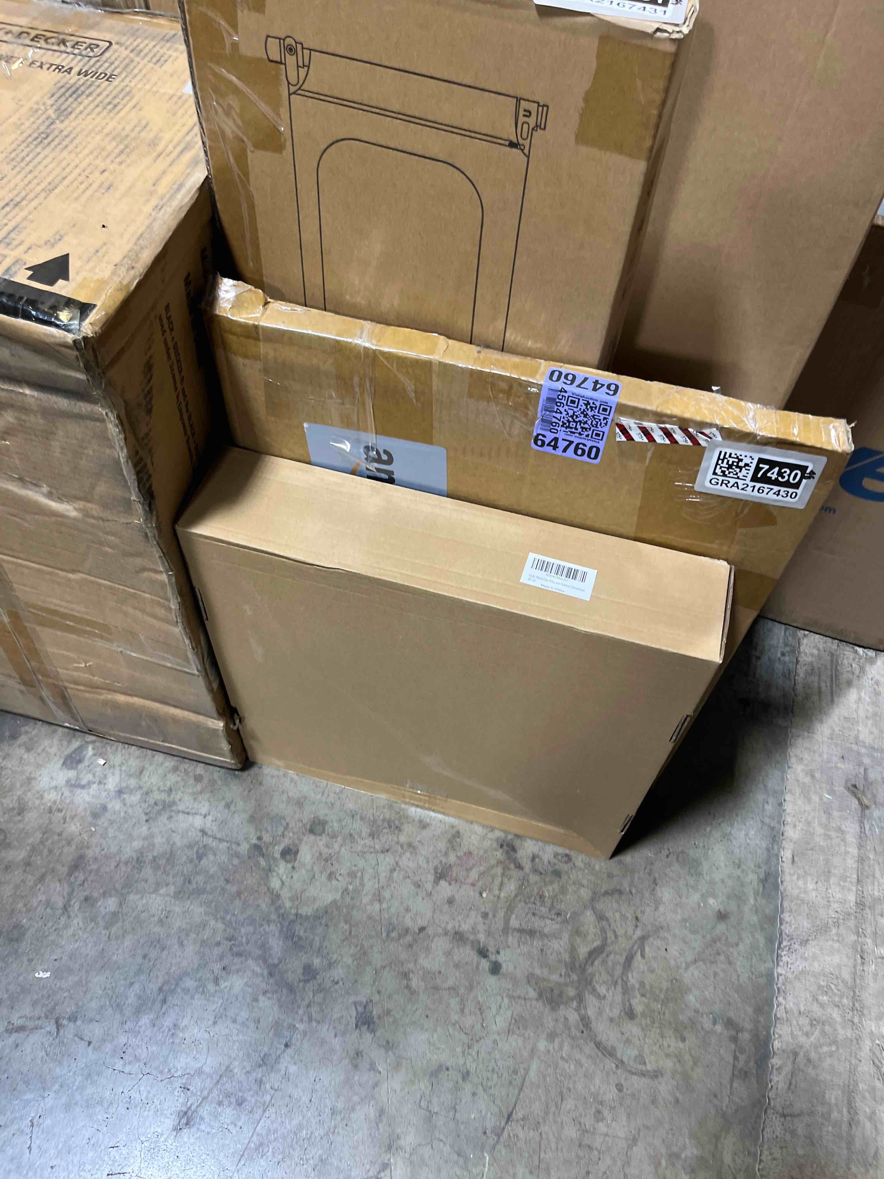 https://s3.amazonaws.com/lotting-images-prod/phillipi/GRA2167429_1751474503611.jpeg