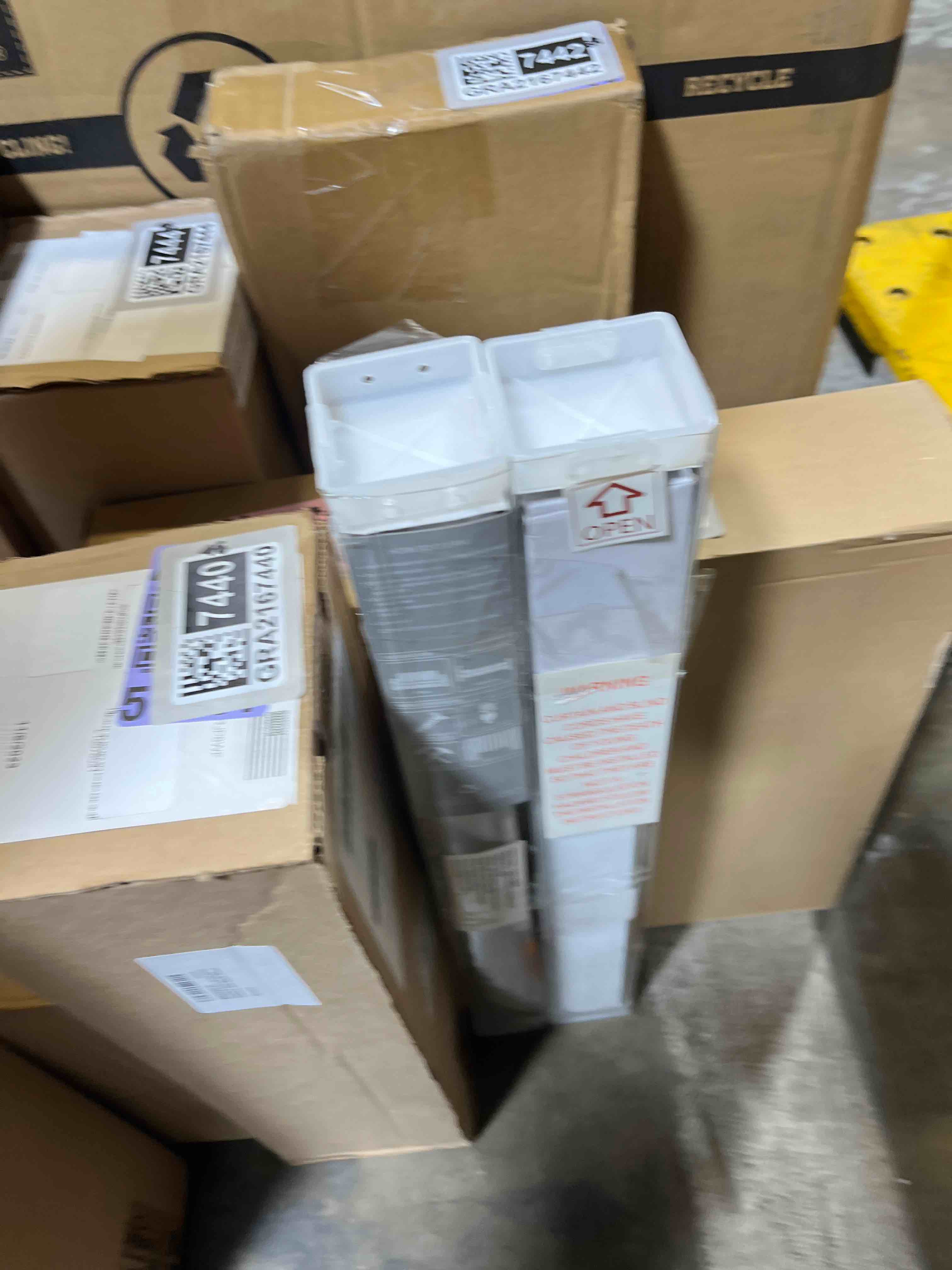 https://s3.amazonaws.com/lotting-images-prod/phillipi/GRA2167438_1751473761275.jpeg