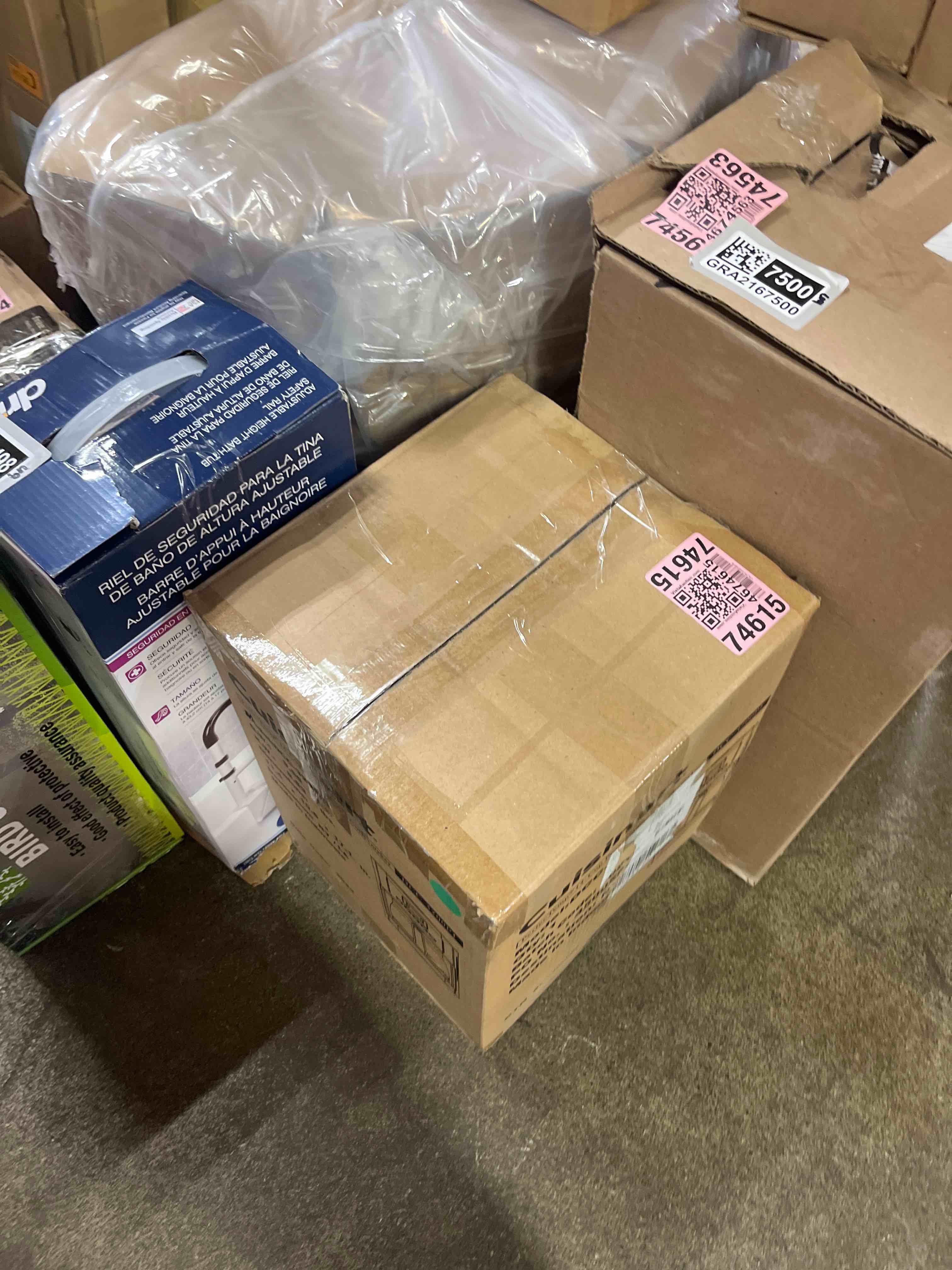 https://s3.amazonaws.com/lotting-images-prod/phillipi/GRA2167494_1751984983645.jpeg
