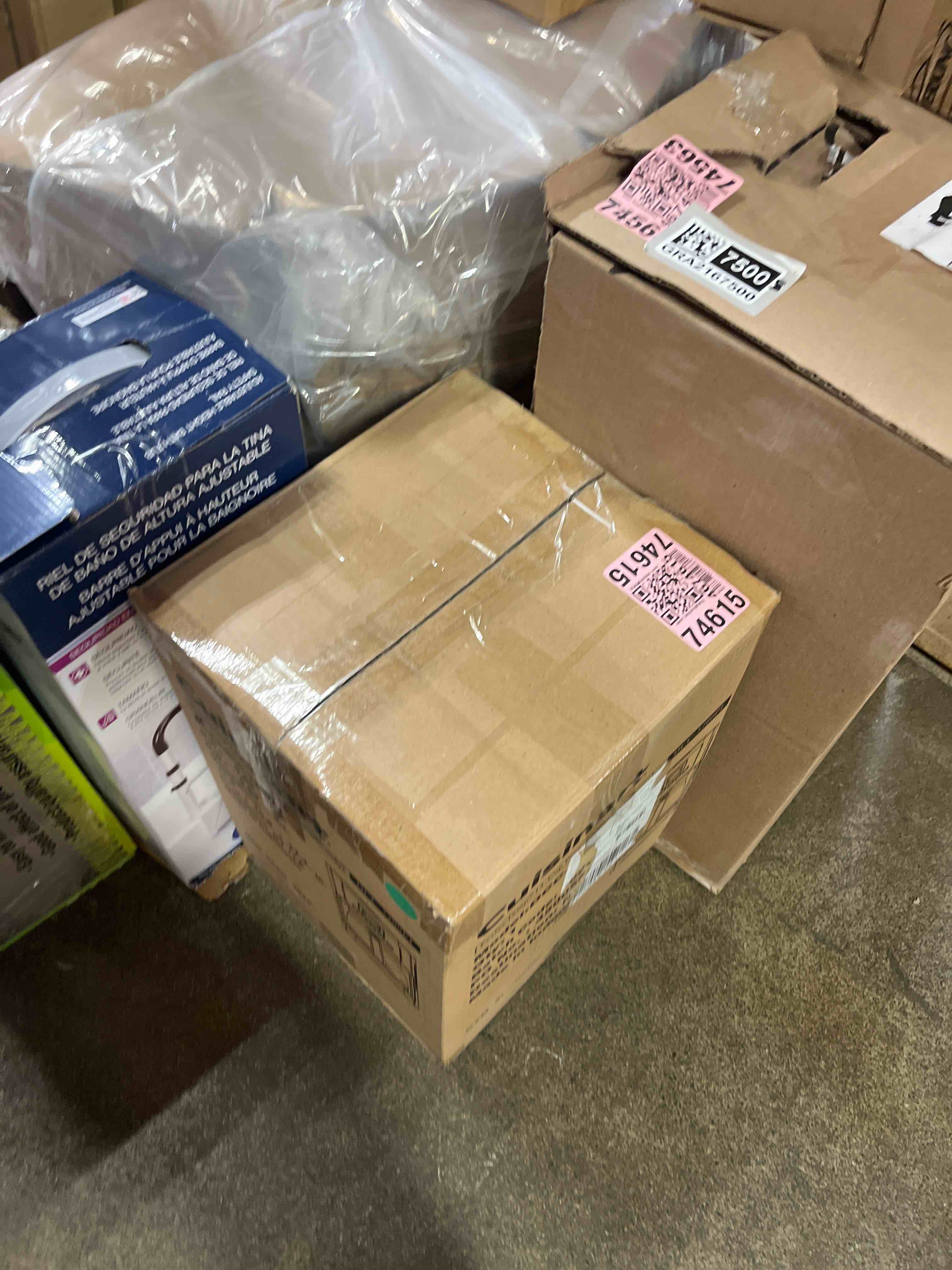 https://s3.amazonaws.com/lotting-images-prod/phillipi/GRA2167494_1751984984531.jpeg