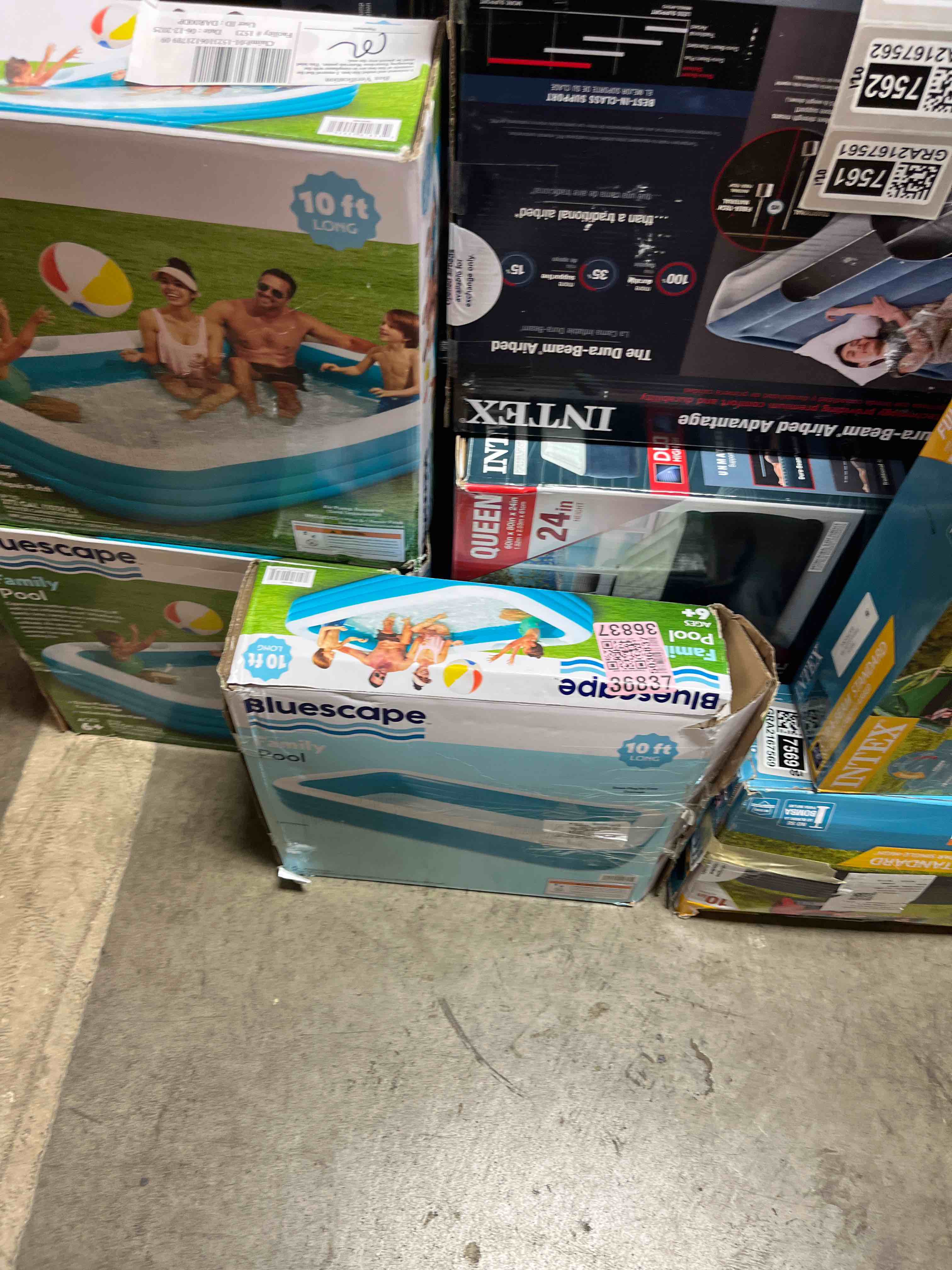 https://s3.amazonaws.com/lotting-images-prod/phillipi/GRA2167564_1752597064022.jpeg