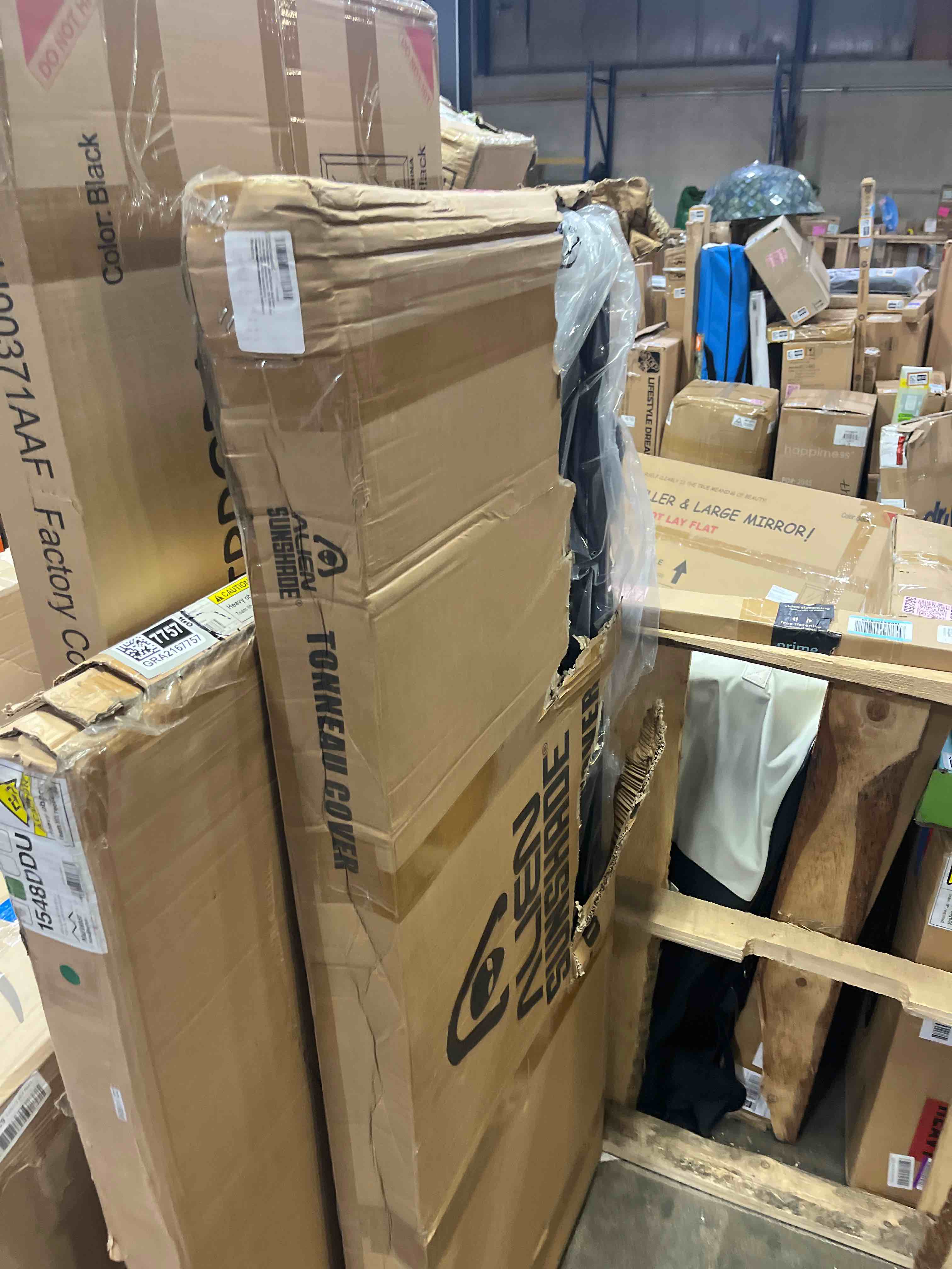 https://s3.amazonaws.com/lotting-images-prod/phillipi/GRA2167756_1753198498682.jpeg