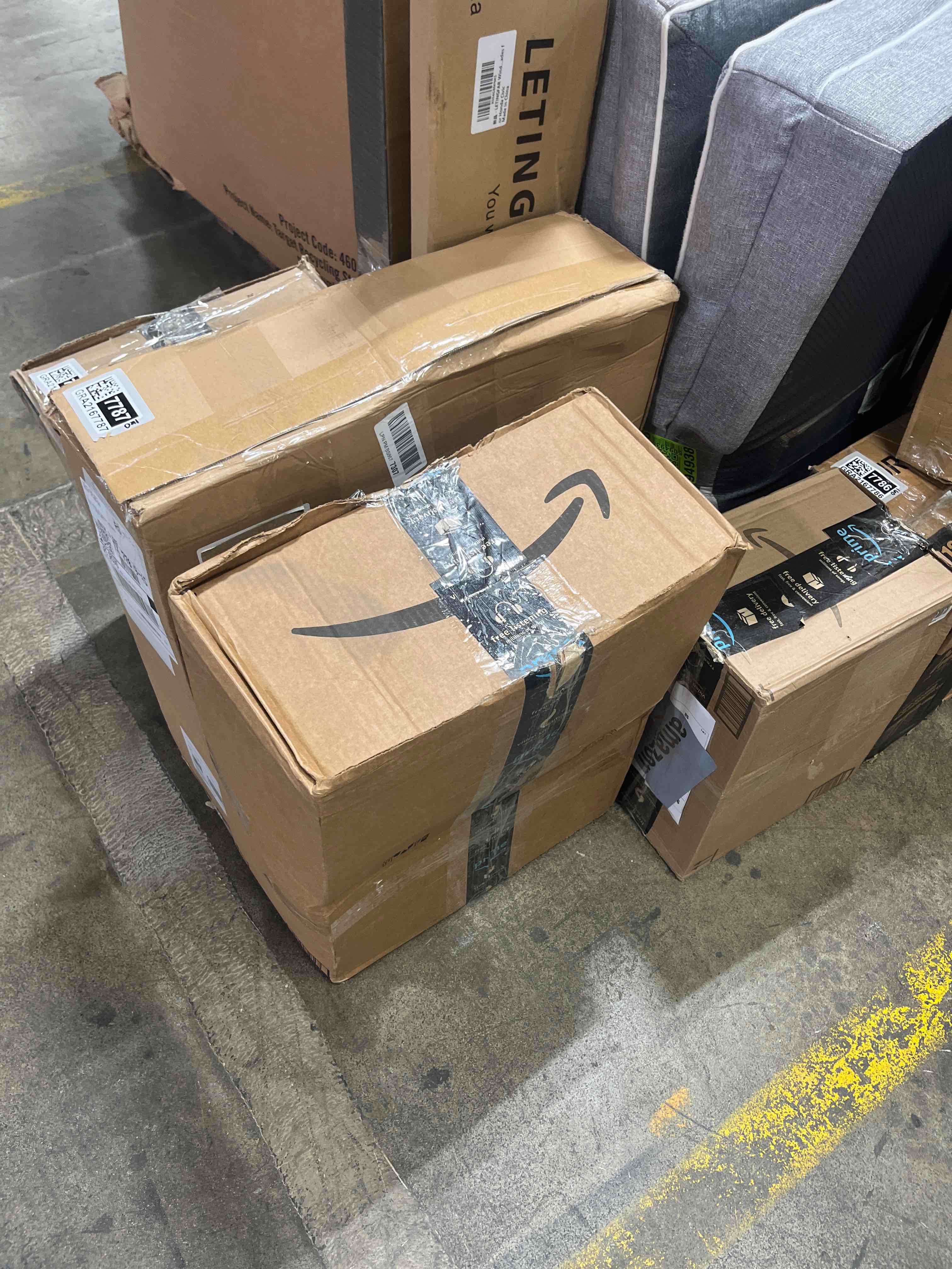 https://s3.amazonaws.com/lotting-images-prod/phillipi/GRA2167780_1753195772254.jpeg