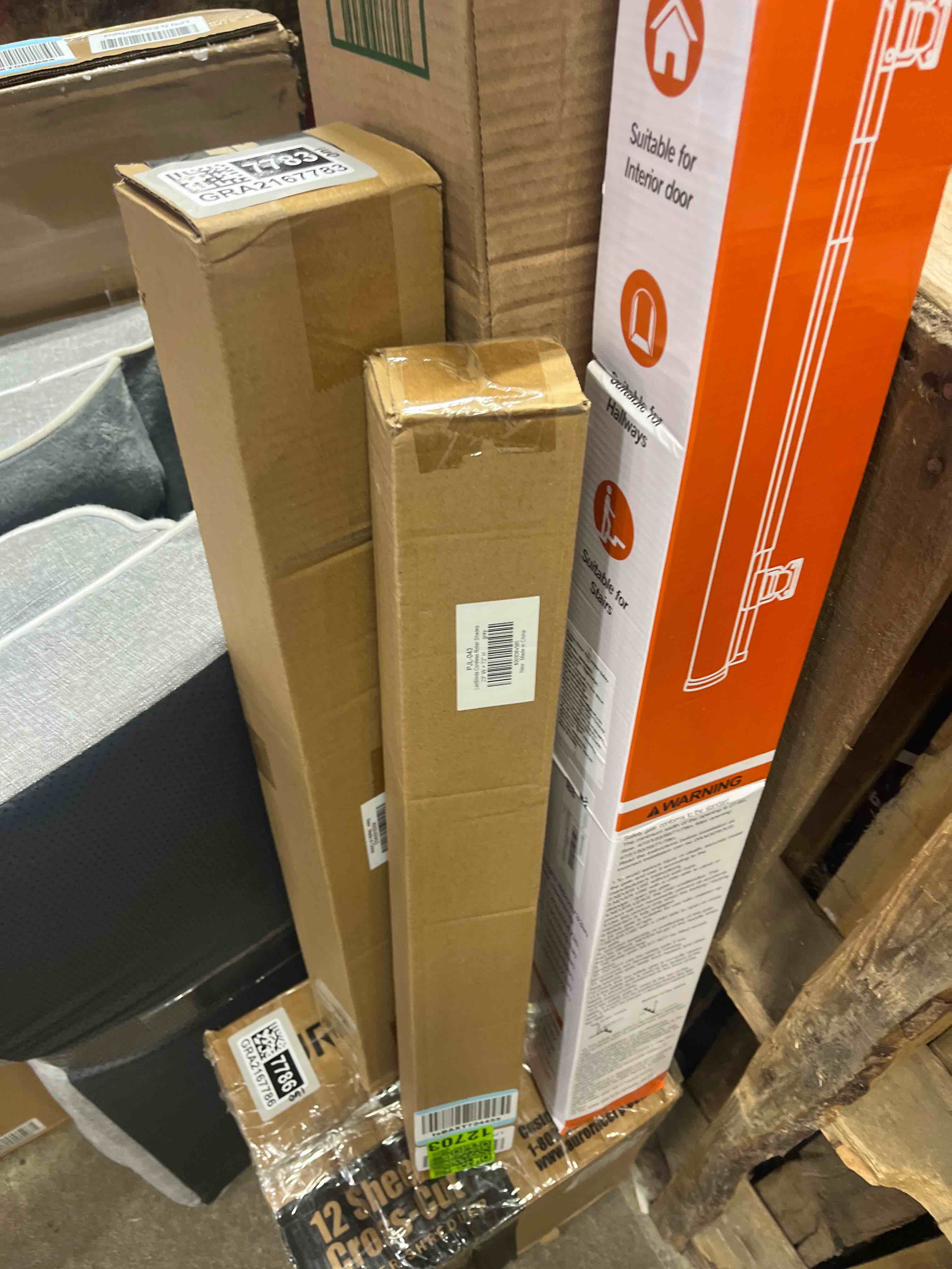 https://s3.amazonaws.com/lotting-images-prod/phillipi/GRA2167782_1753195377846.jpeg