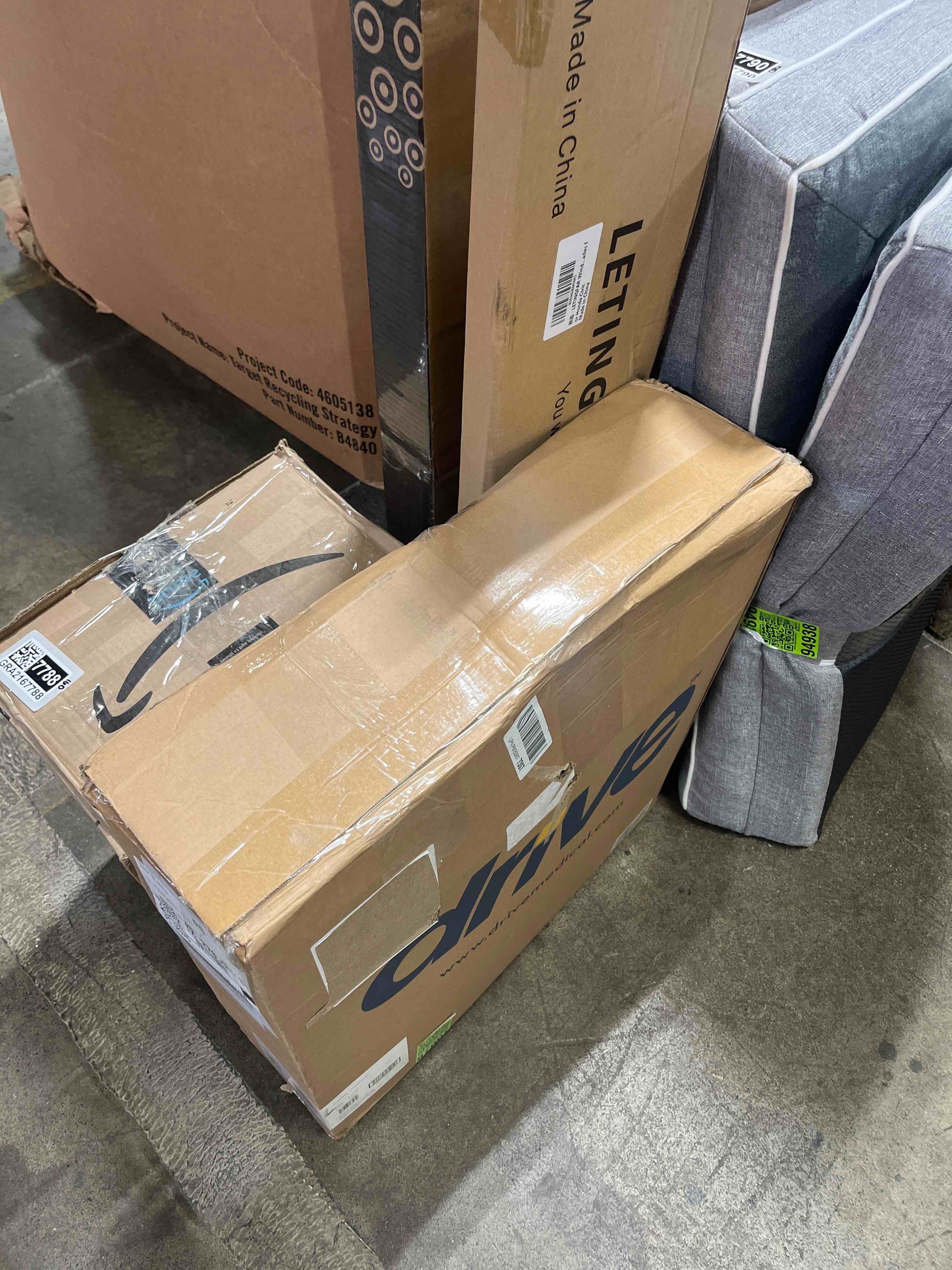 https://s3.amazonaws.com/lotting-images-prod/phillipi/GRA2167787_1753194676164.jpeg