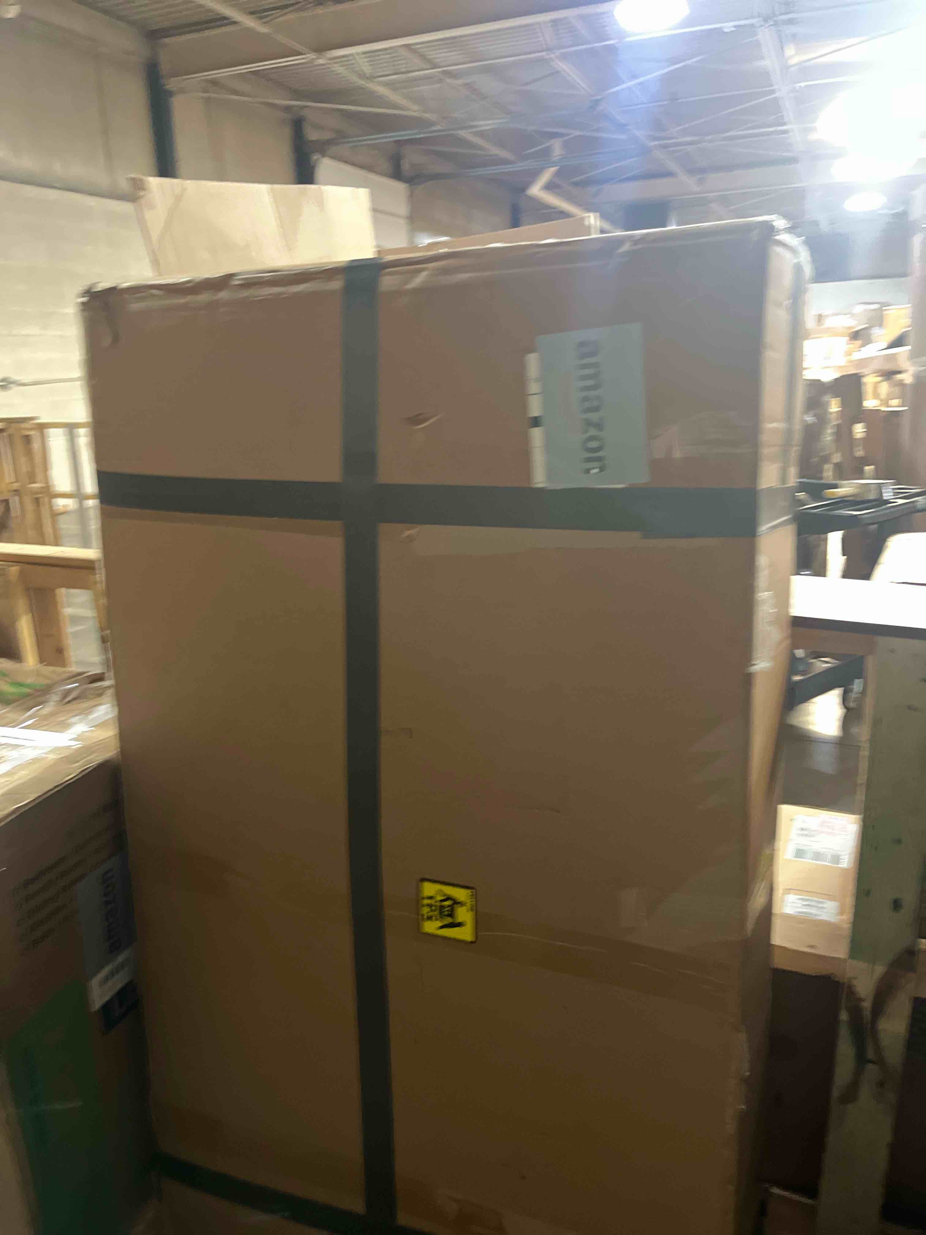 https://s3.amazonaws.com/lotting-images-prod/phillipi/GRA2167810_1753372207818.jpeg