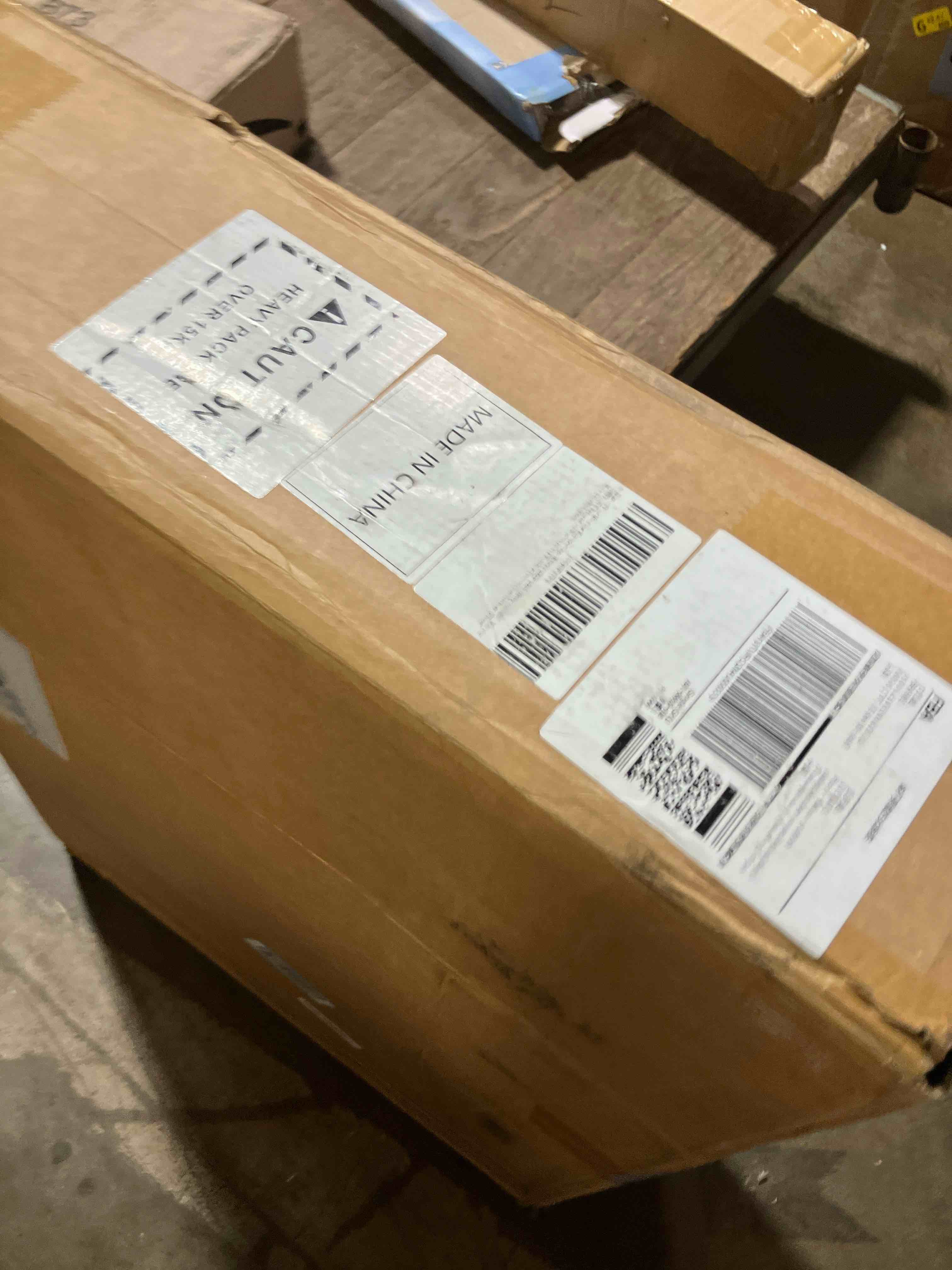 https://s3.amazonaws.com/lotting-images-prod/phillipi/GRA2167976_1753967818936.jpeg