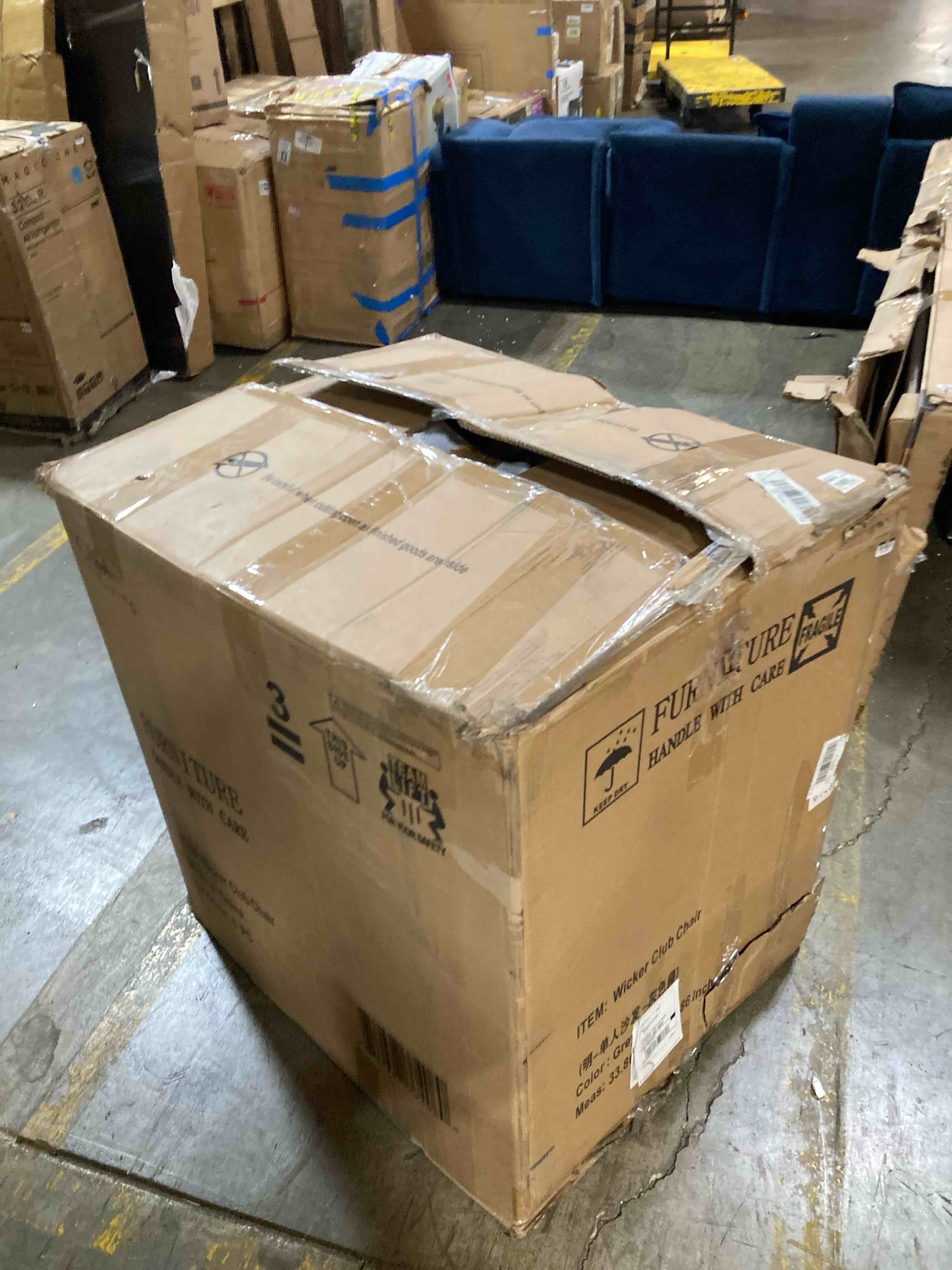 https://s3.amazonaws.com/lotting-images-prod/phillipi/GRA2168054_1754575824493.jpeg