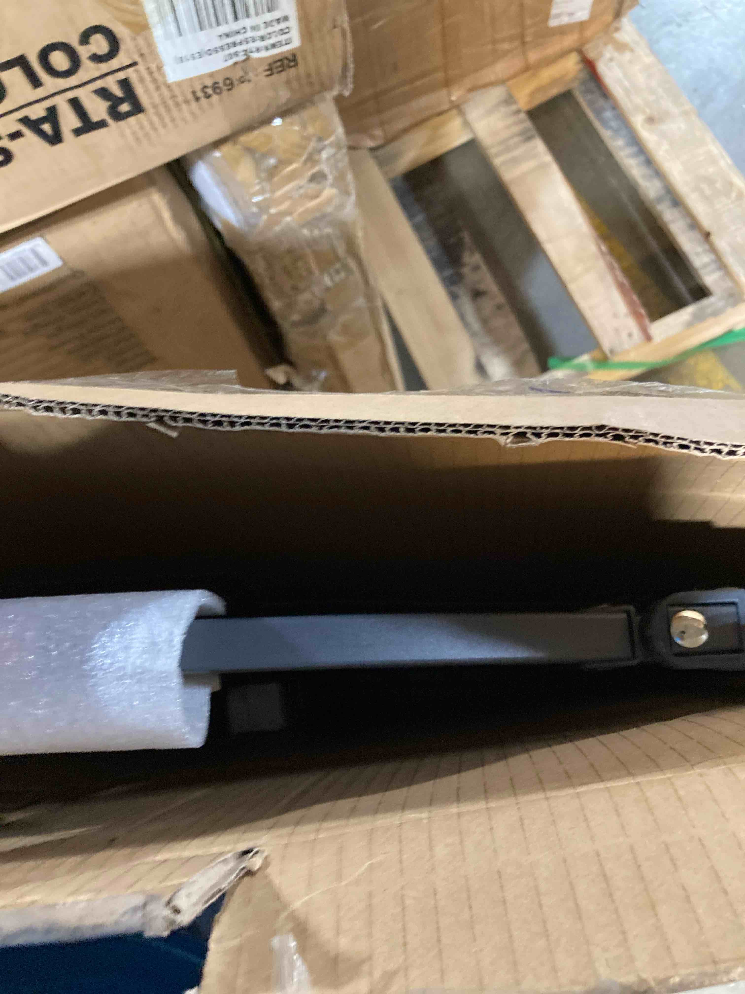 https://s3.amazonaws.com/lotting-images-prod/phillipi/GRA2168055_1754576323490.jpeg