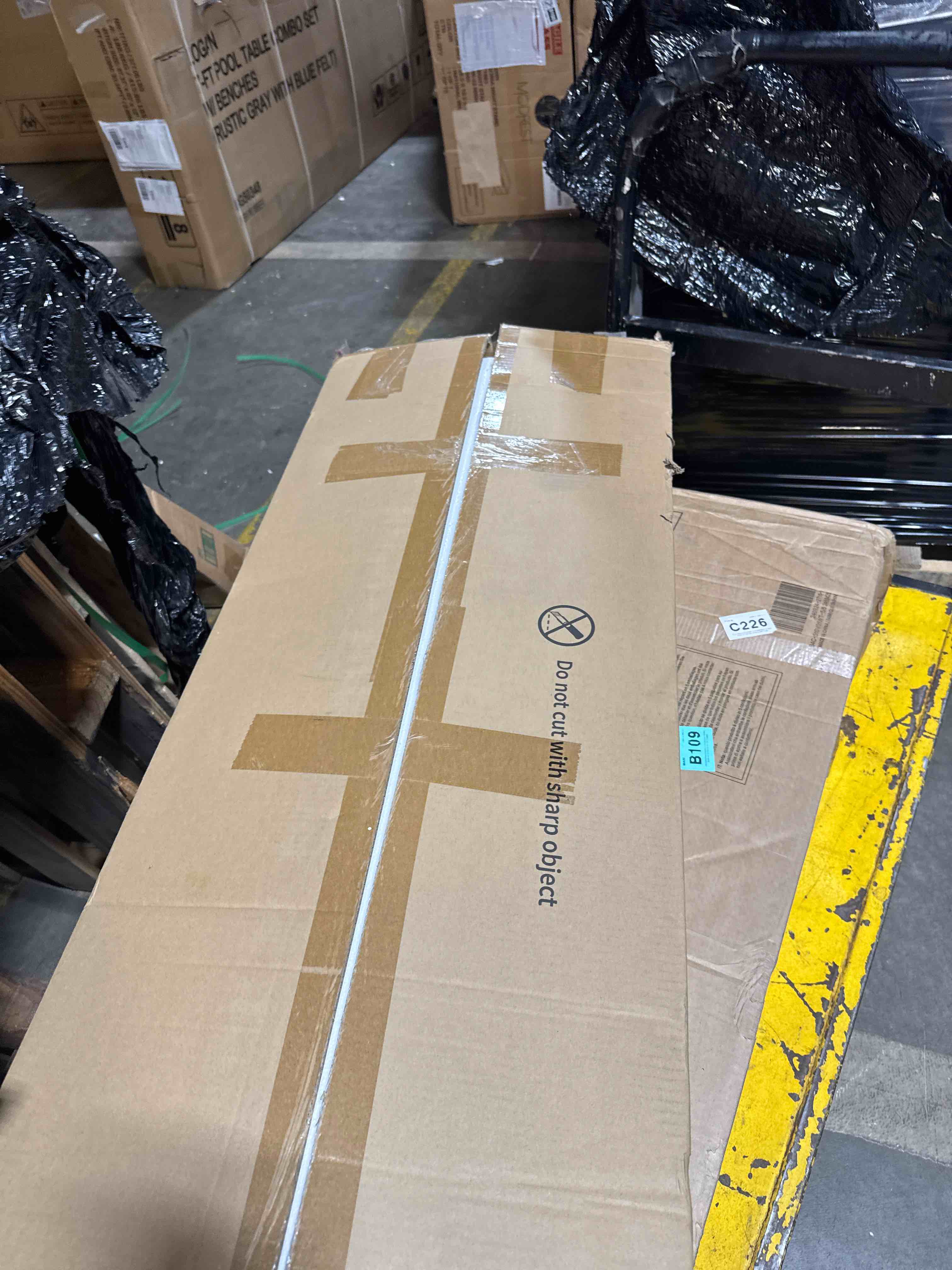 https://s3.amazonaws.com/lotting-images-prod/phillipi/GRA2168104_1754593549480.jpeg